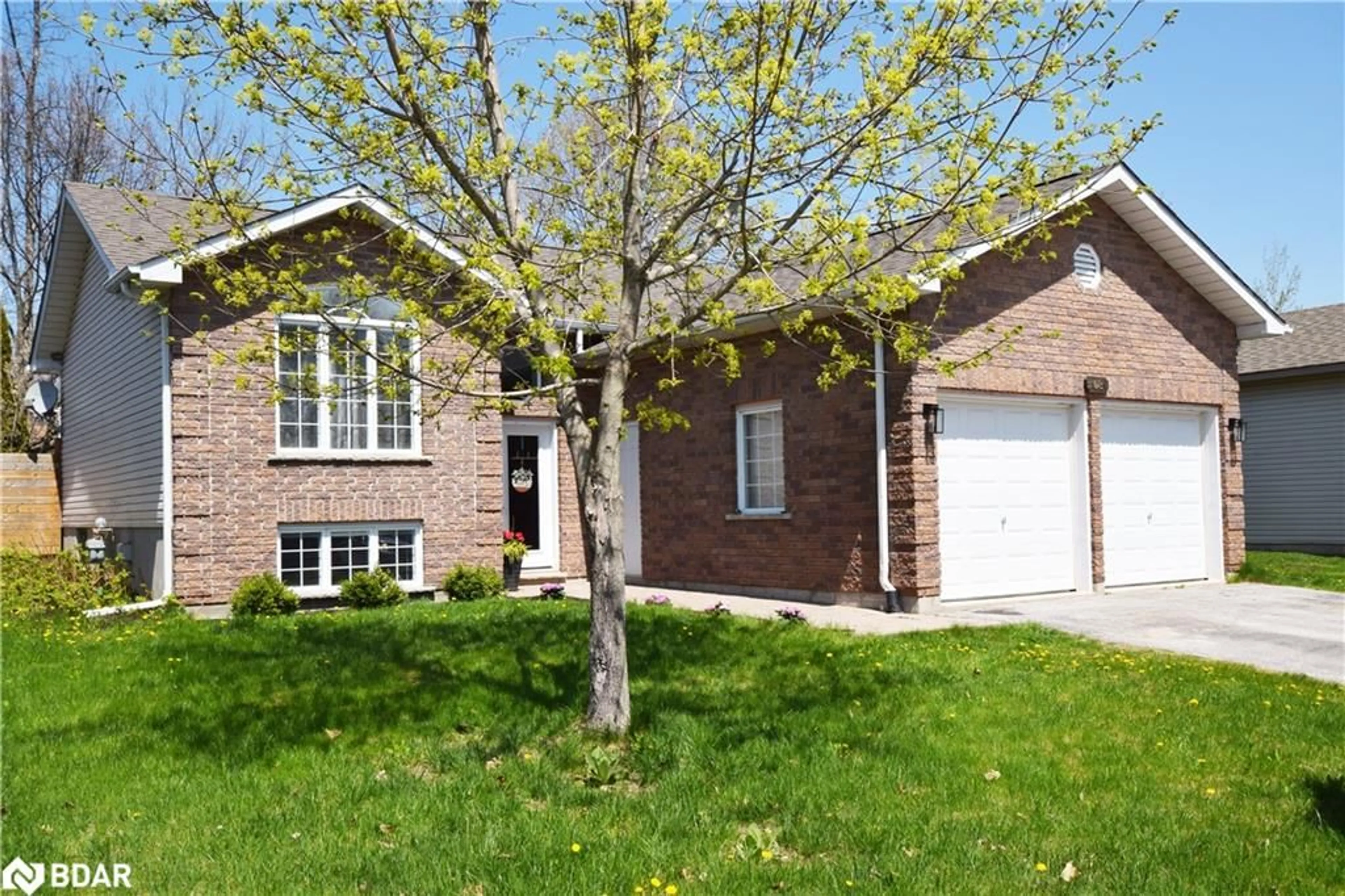 Home with brick exterior material, street for 68 Anderson Crescent Cres, Victoria Harbour Ontario L0K 2A0