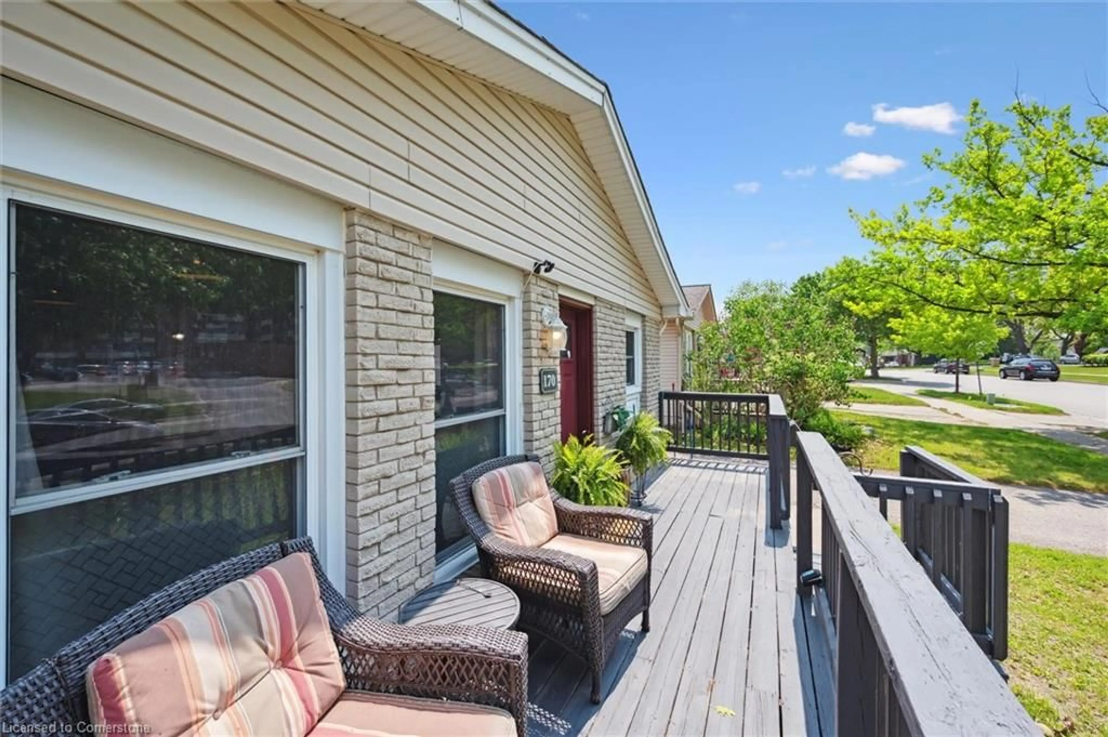 Patio, unknown for 170 Natchez Rd, Kitchener Ontario N2B 3L2