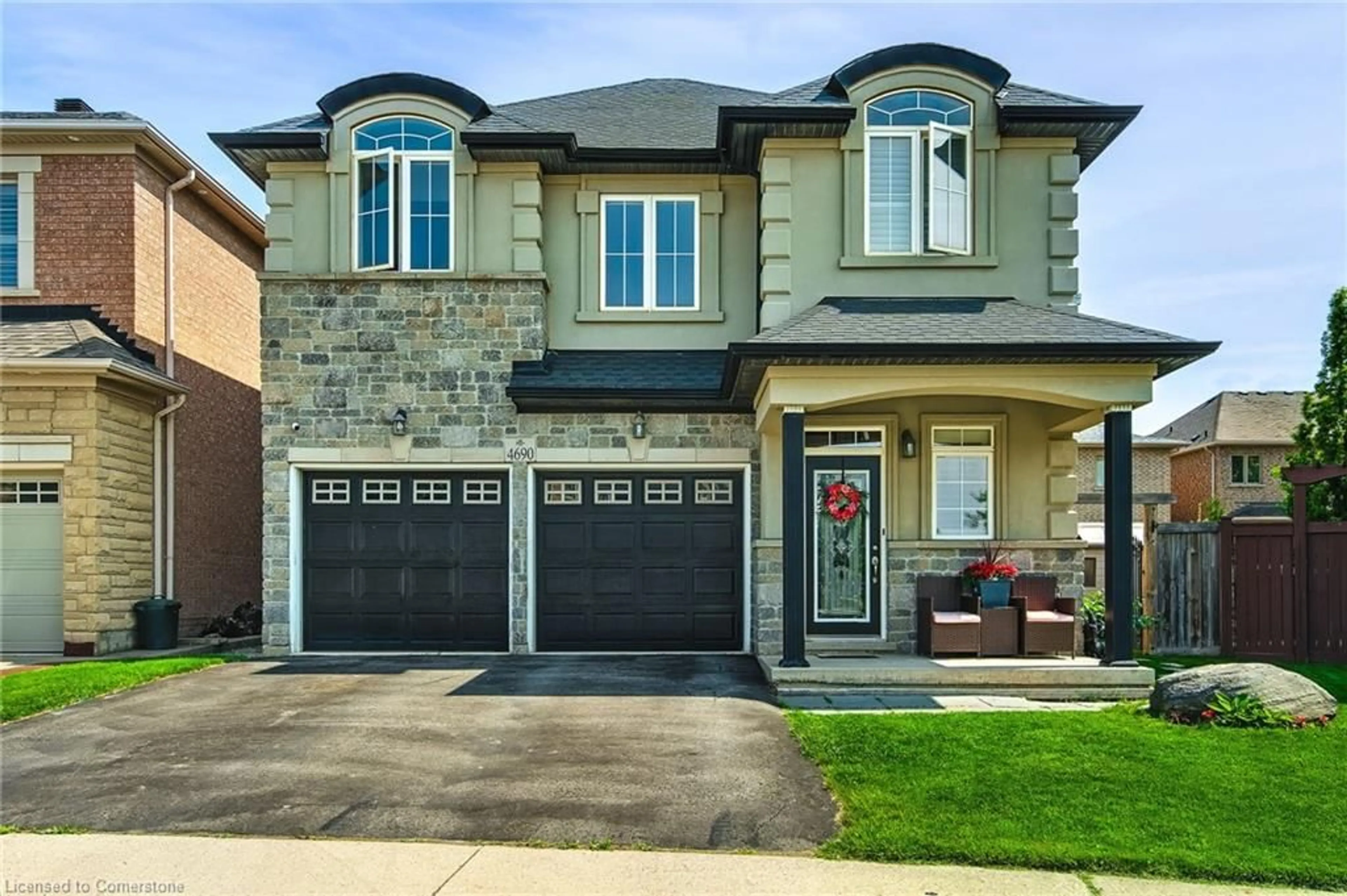 Home with brick exterior material, street for 4690 Kurtz Rd, Burlington Ontario L7M 0G2