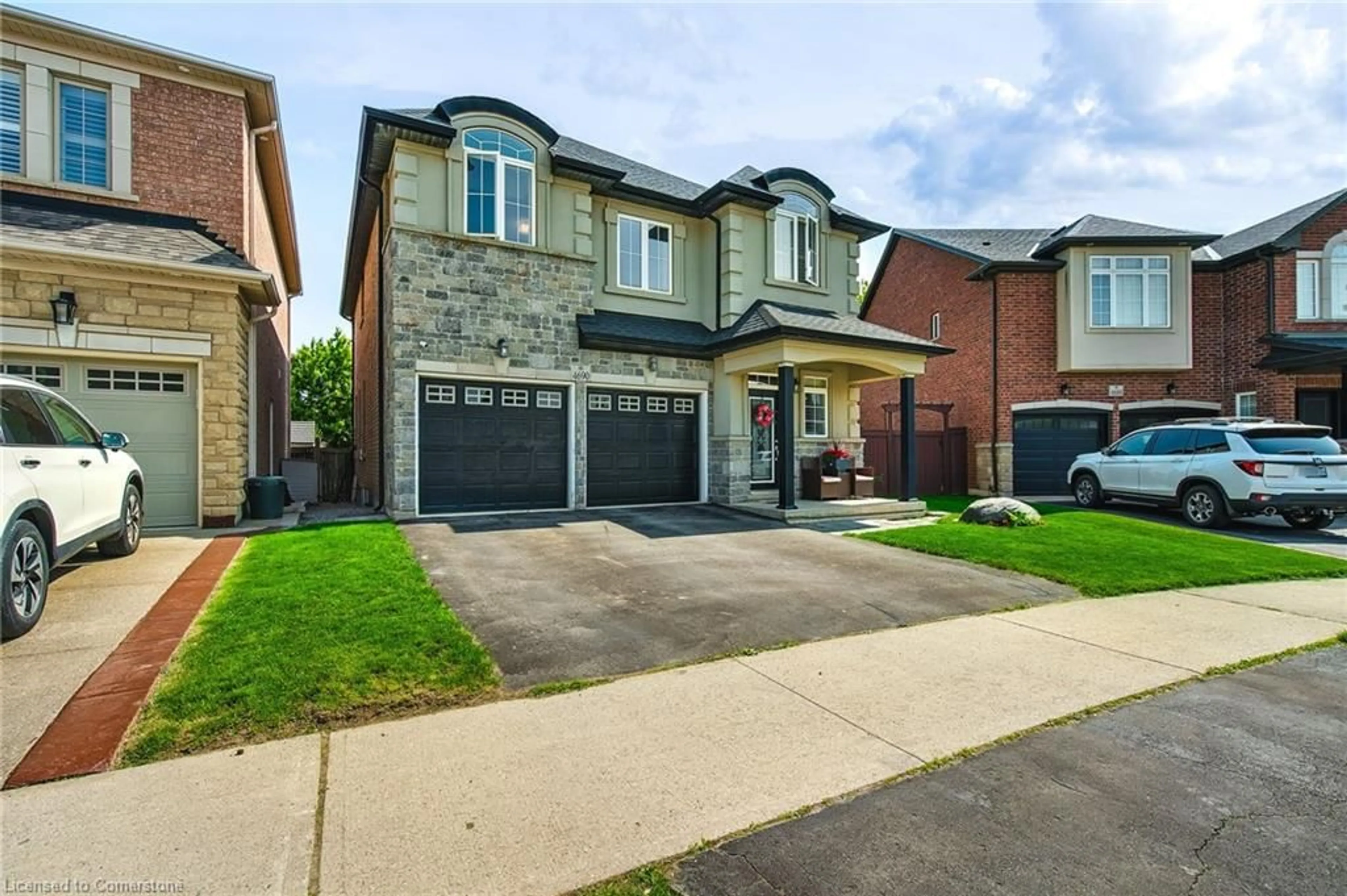 Home with brick exterior material, street for 4690 Kurtz Rd, Burlington Ontario L7M 0G2