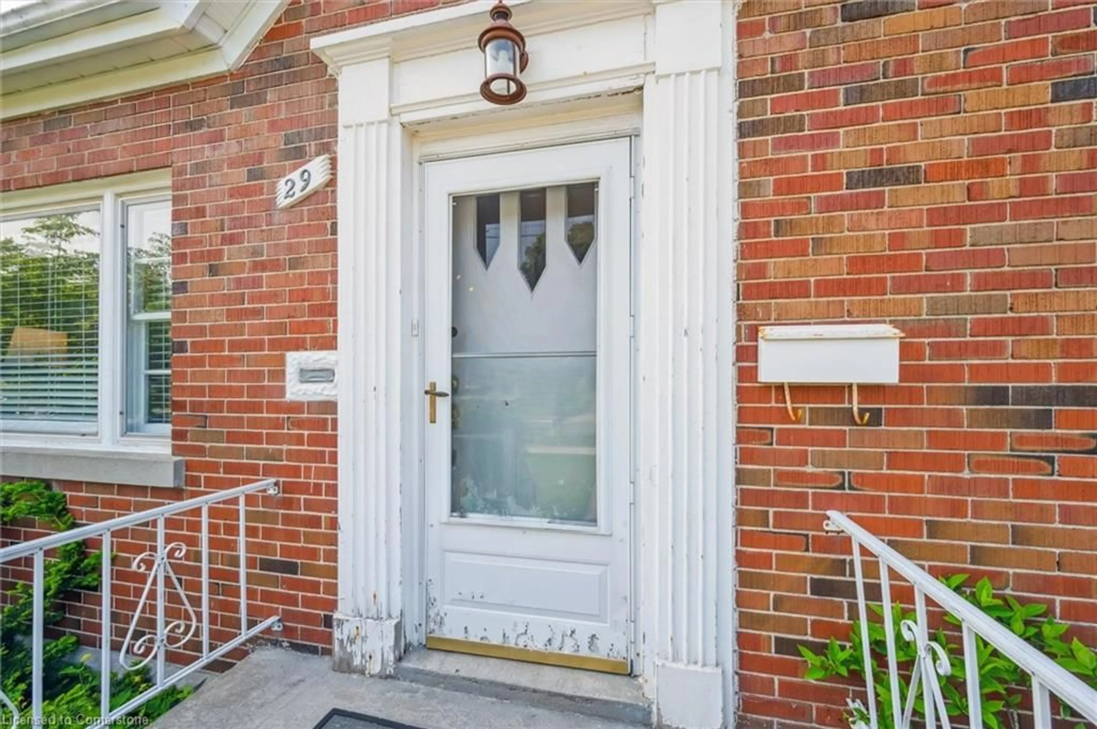 Unknown for 29 Adelaide St, Kitchener Ontario N2M 2B3