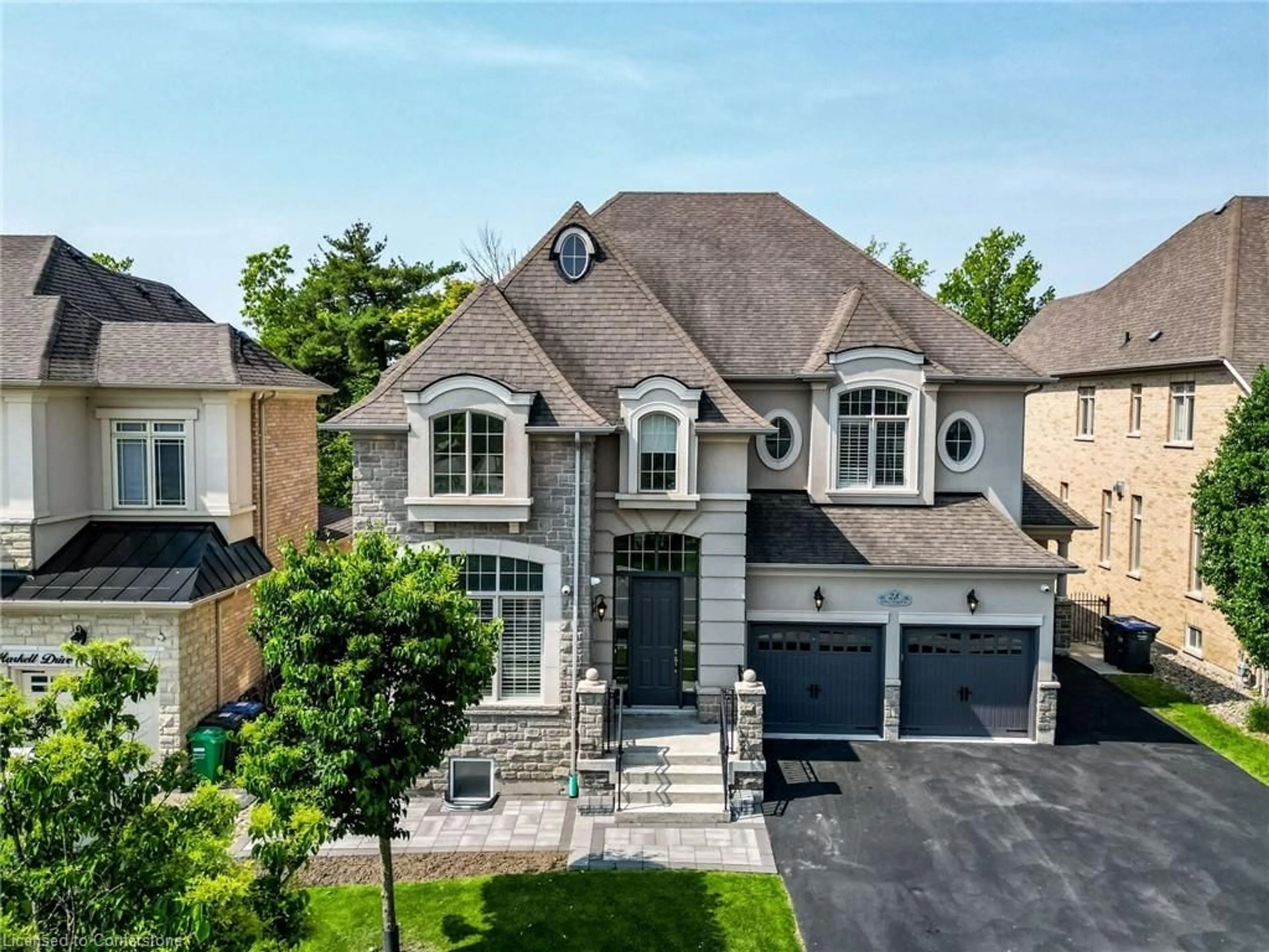 A pic from outside/outdoor area/front of a property/back of a property/a pic from drone, street for 28 Elbern Markell Run, Brampton Ontario L6X 2X5