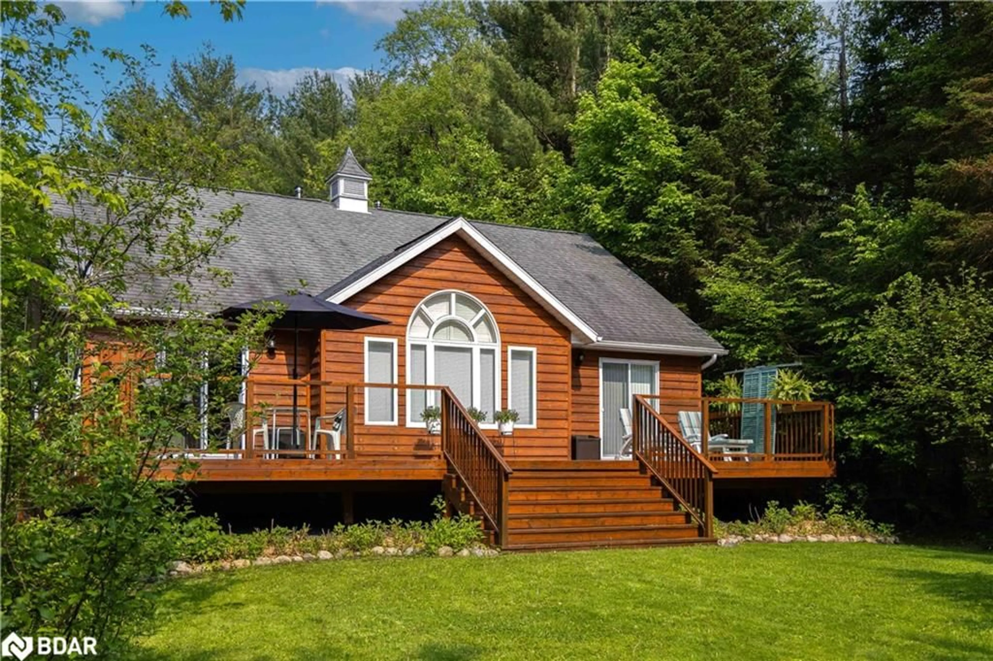 Home with vinyl exterior material, unknown for 1065 Forrester Trail, Bracebridge Ontario P1L 1W9