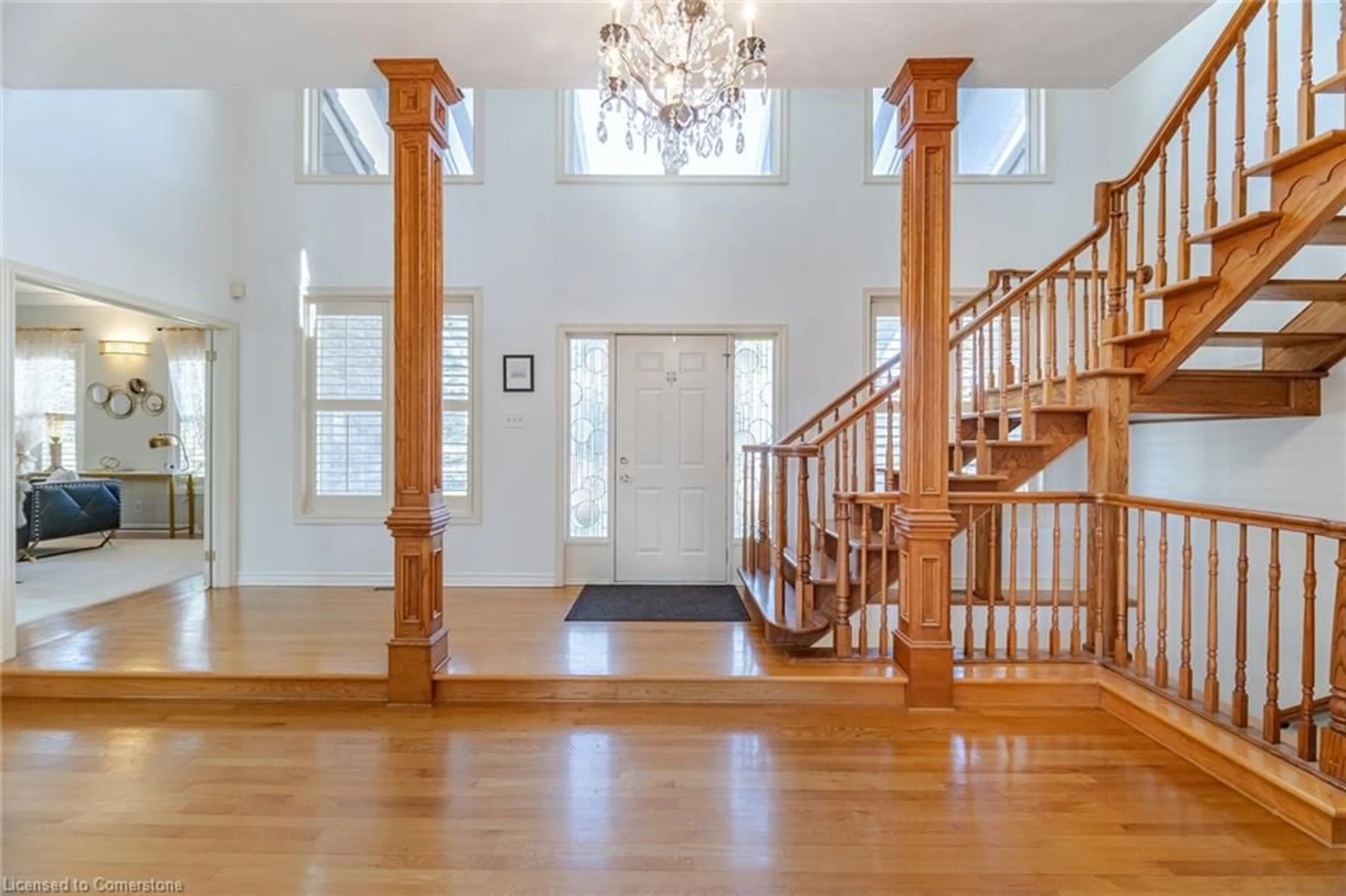 Indoor foyer for 2 Stoney Brae St, St. George Ontario N0E 1N0