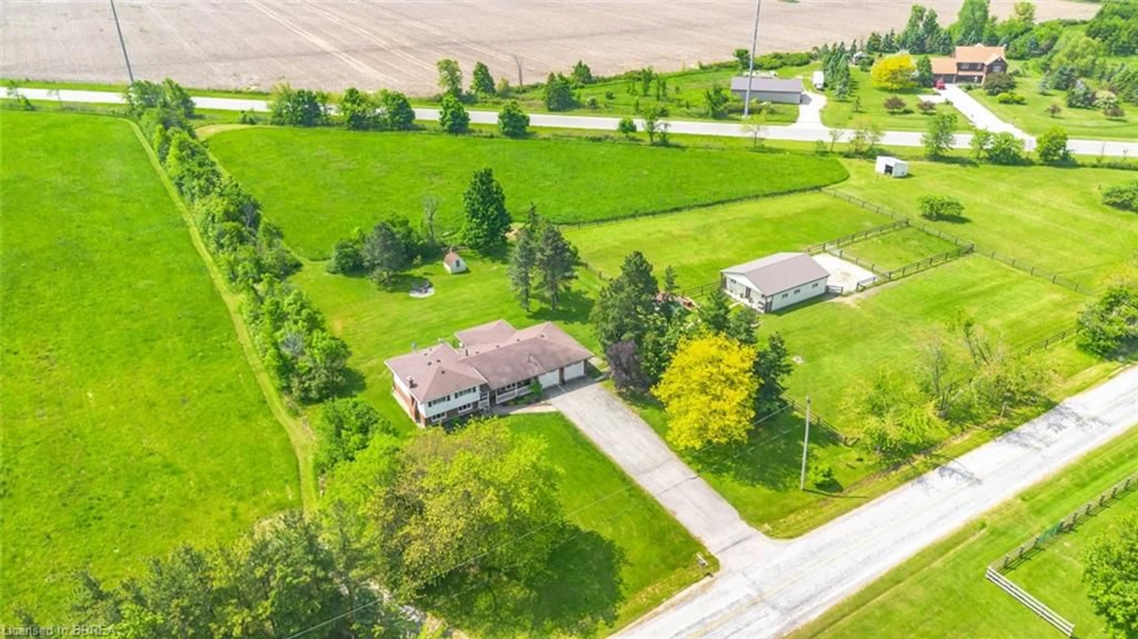 A pic from outside/outdoor area/front of a property/back of a property/a pic from drone, street for 32 Irish Line, Cayuga Ontario N0A 1E0