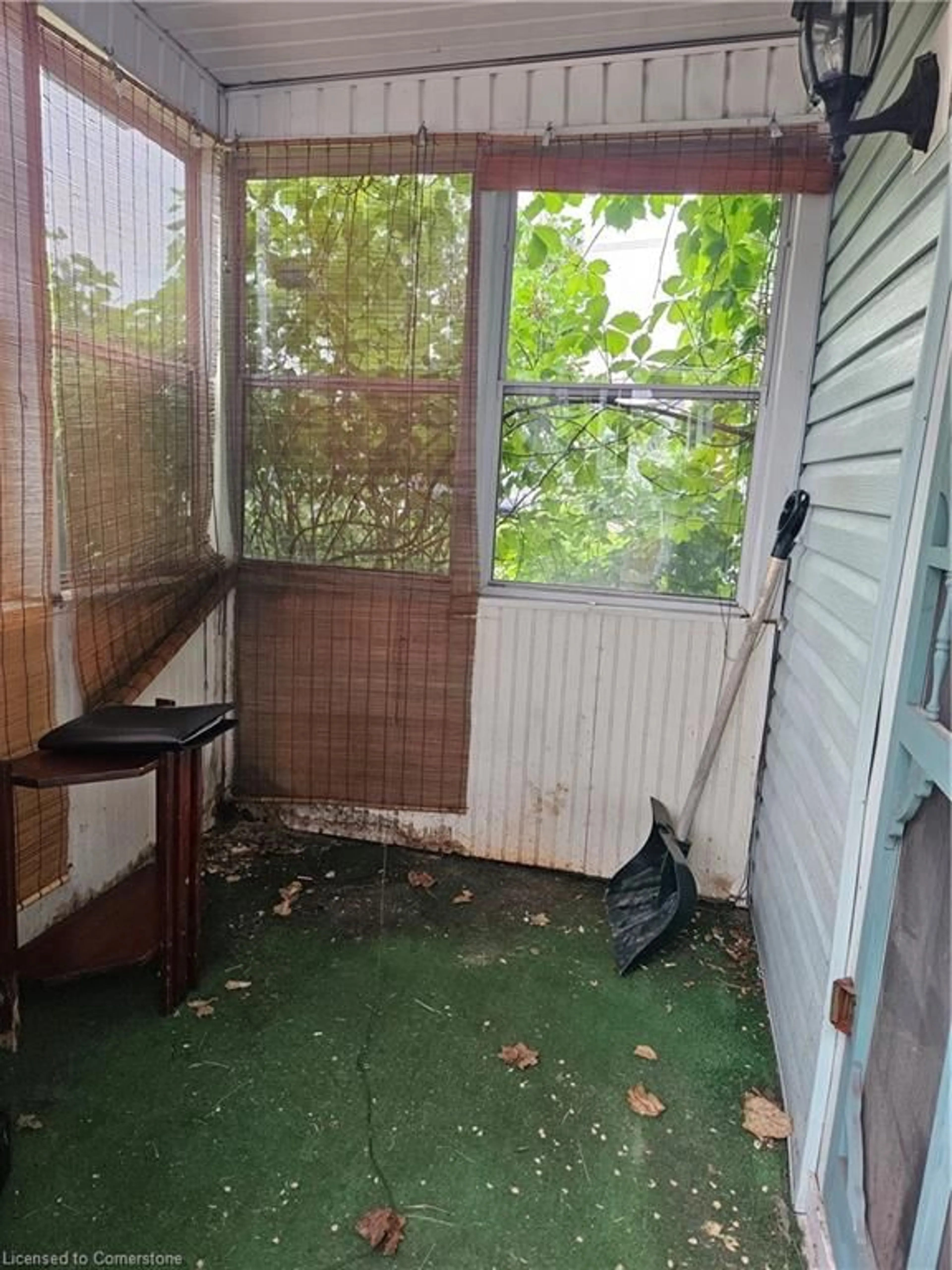 A pic of a room for 584 Upper Sherman Avenue A, Hamilton Ontario L8V 3M1