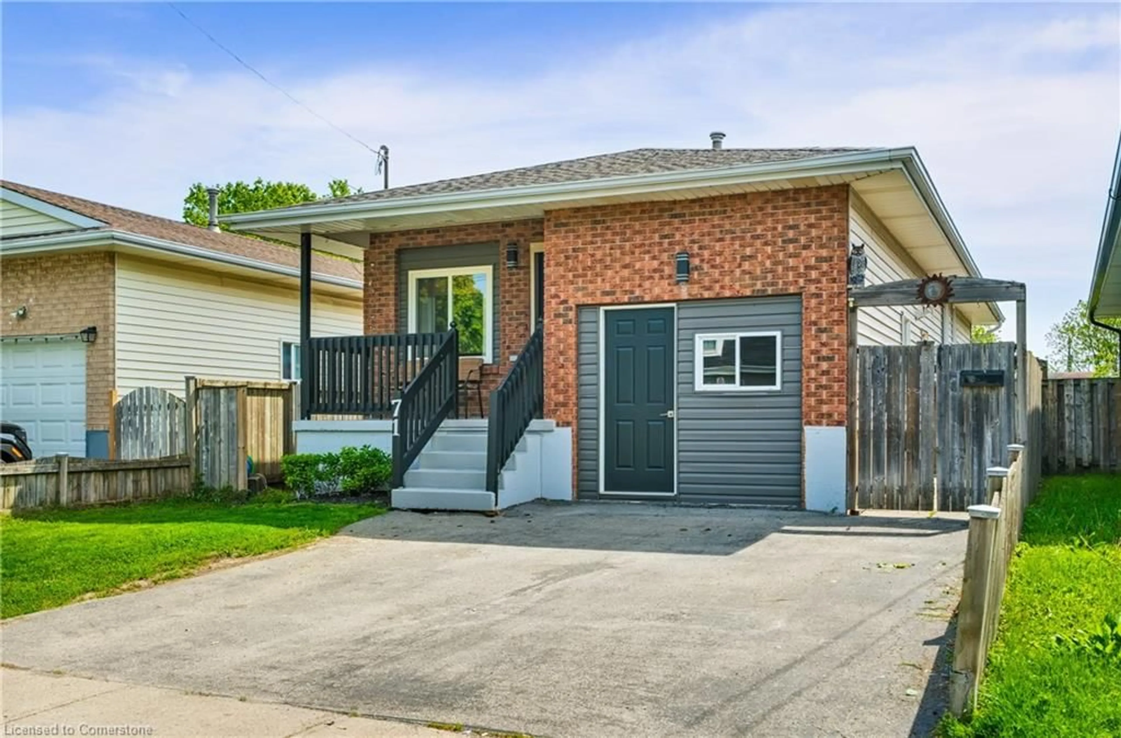 Home with brick exterior material, street for 71 Commercial St, Welland Ontario L3B 5Y8