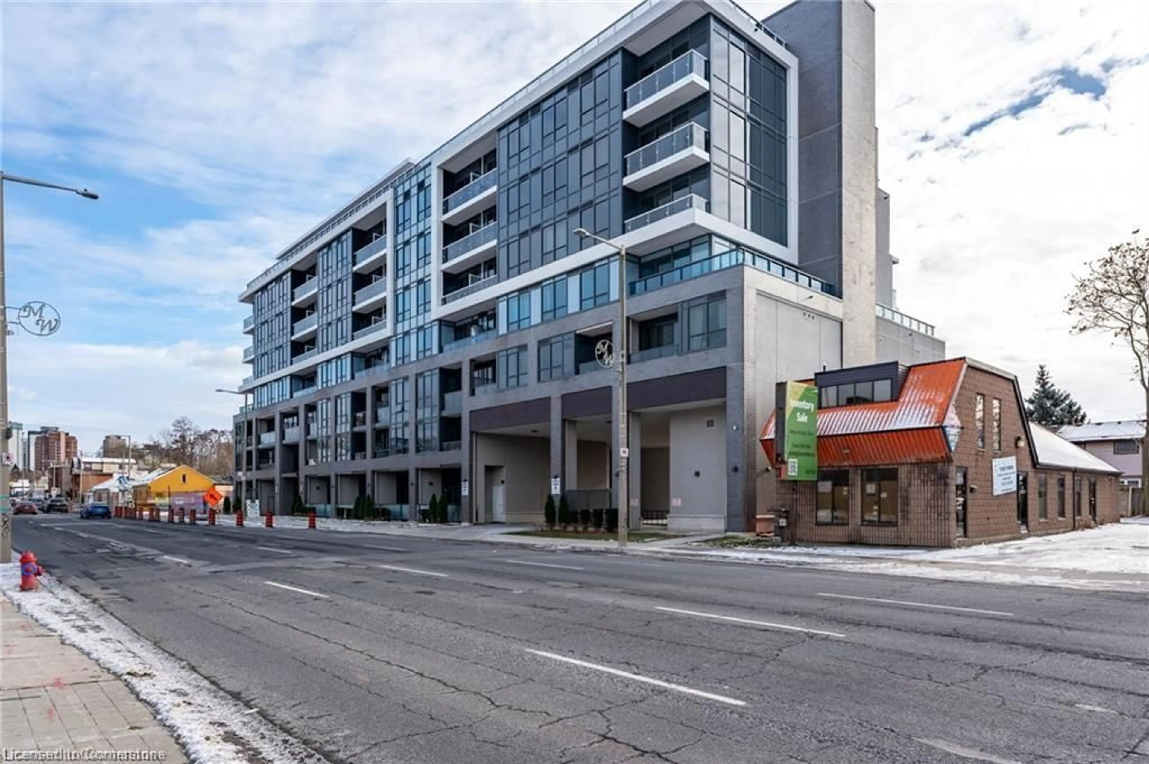 Patio, street for 415 Main St #104, Hamilton Ontario L8P 0C9