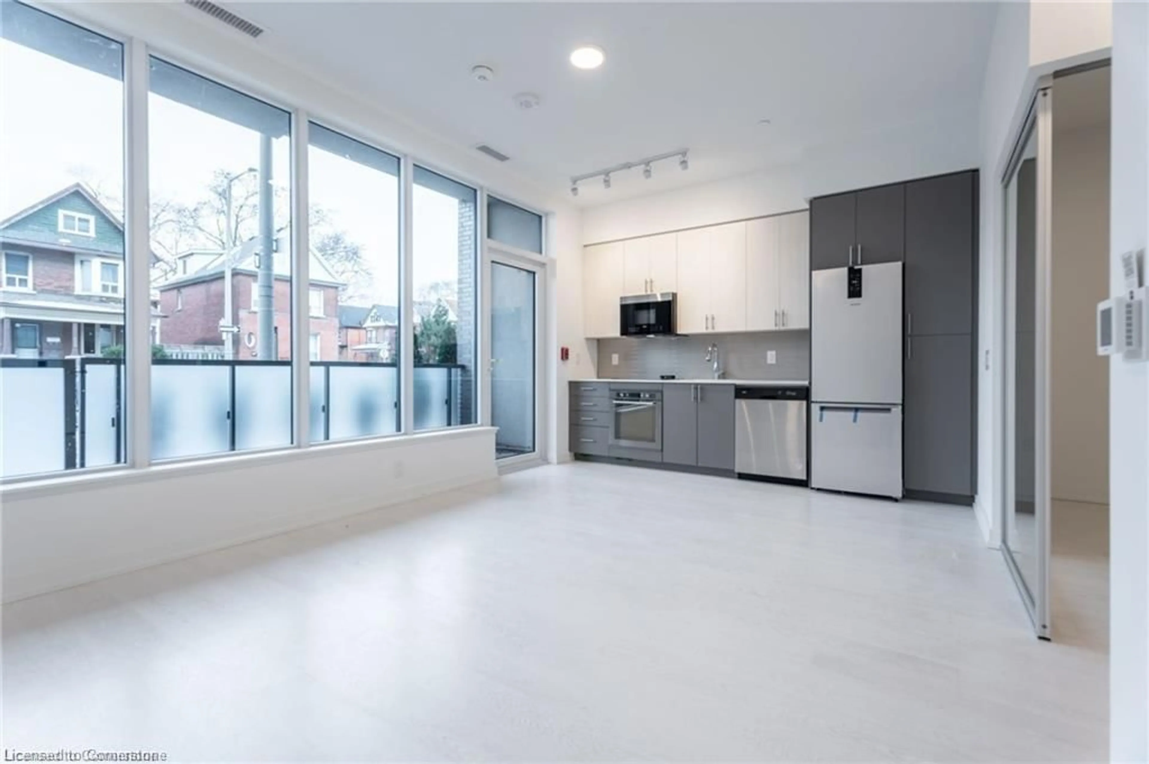 Unknown for 415 Main St #104, Hamilton Ontario L8P 0C9