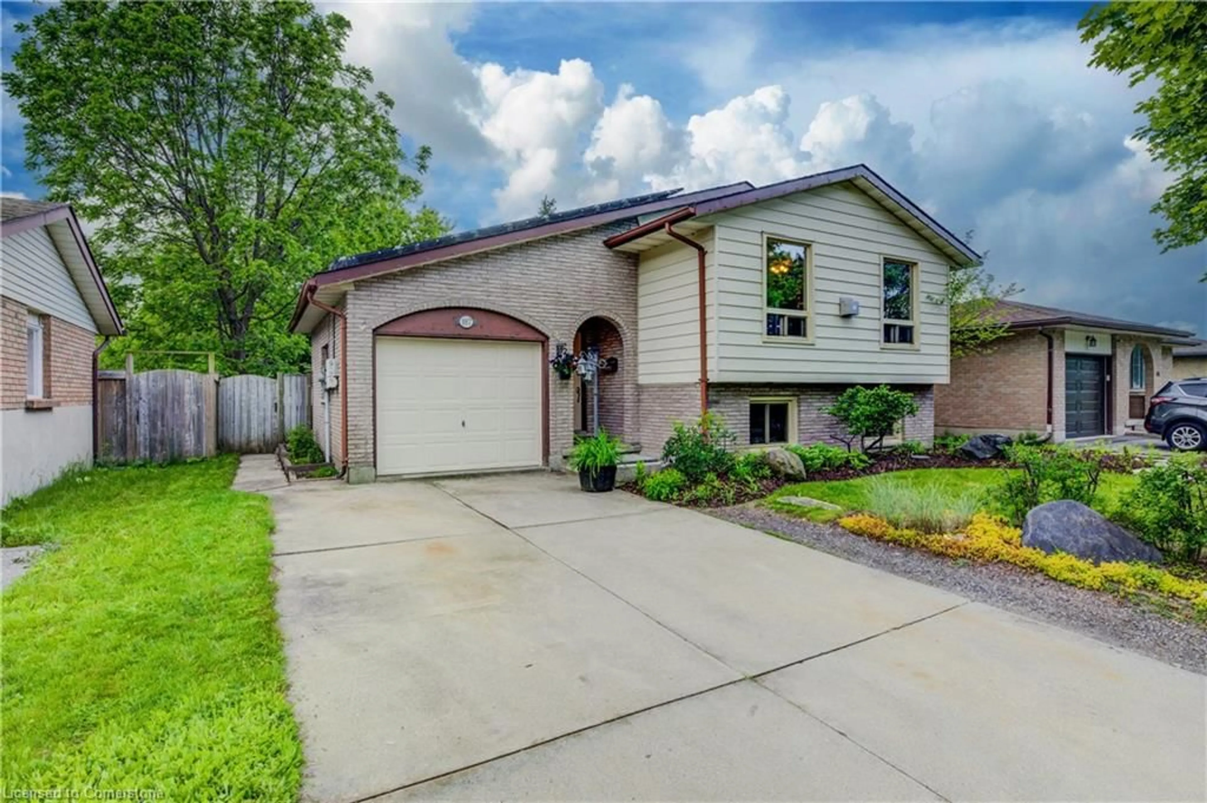 Home with brick exterior material, street for 187 Northlake Dr, Waterloo Ontario N2V 1B7