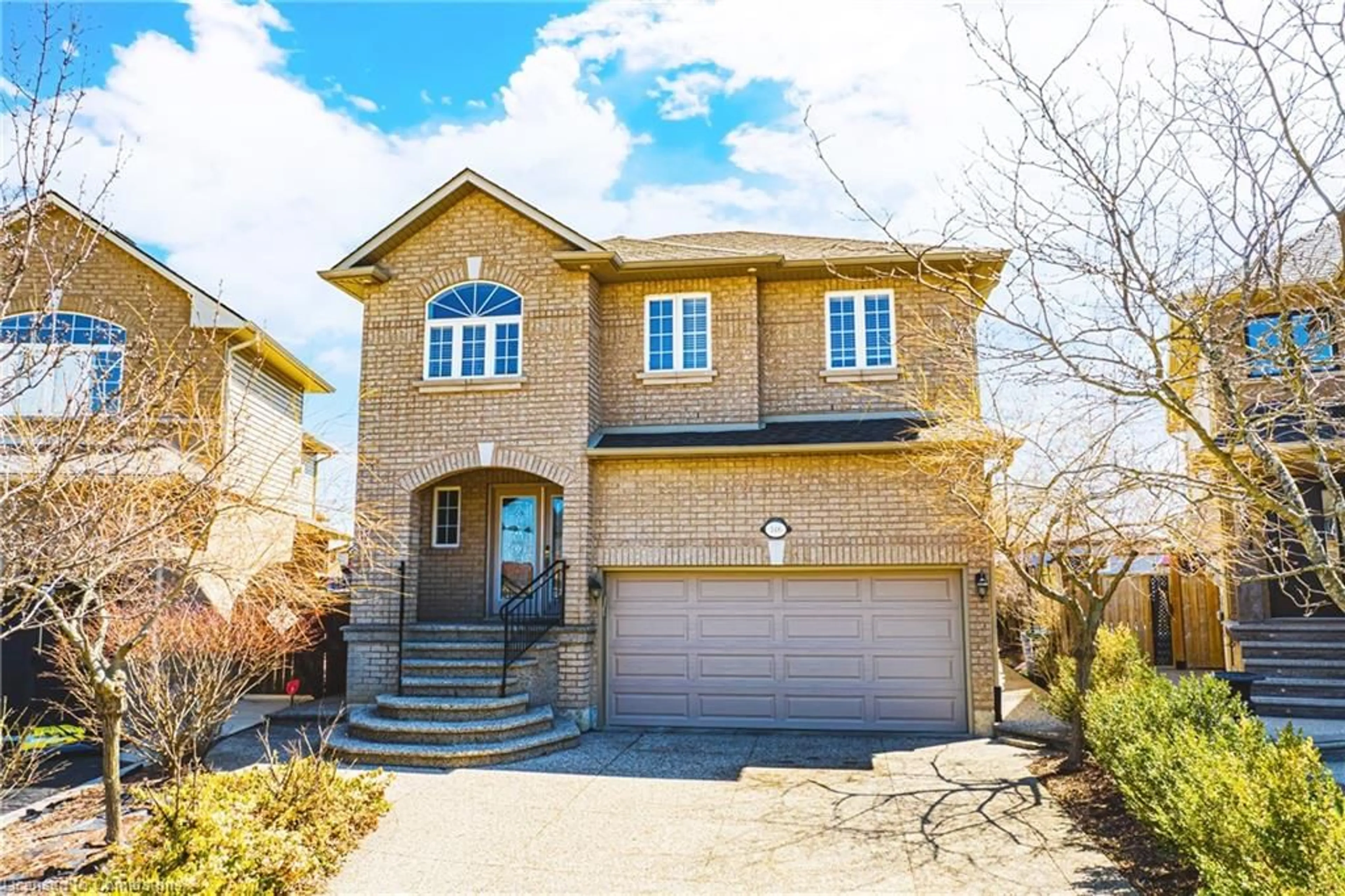 Home with brick exterior material, street for 148 Meadow Wood Cres, Stoney Creek Ontario L8J 3Z8