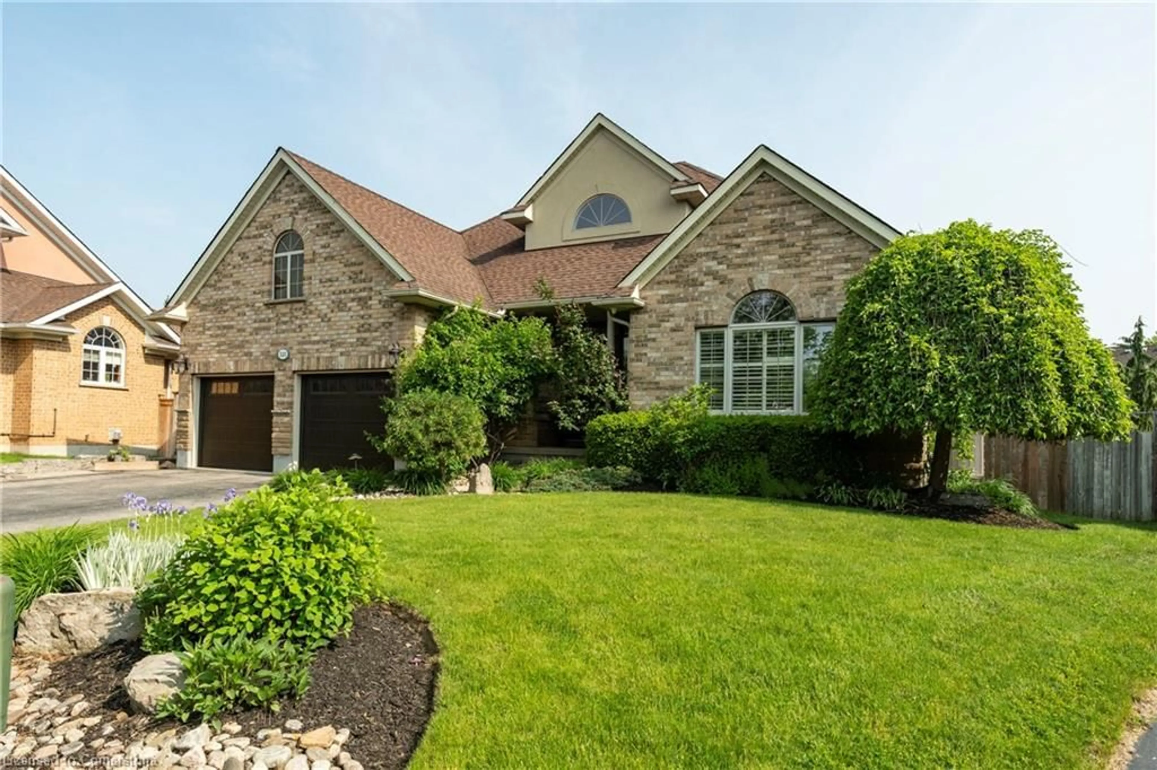 Home with brick exterior material, street for 333 Milla Crt, Waterloo Ontario N2L 6N4