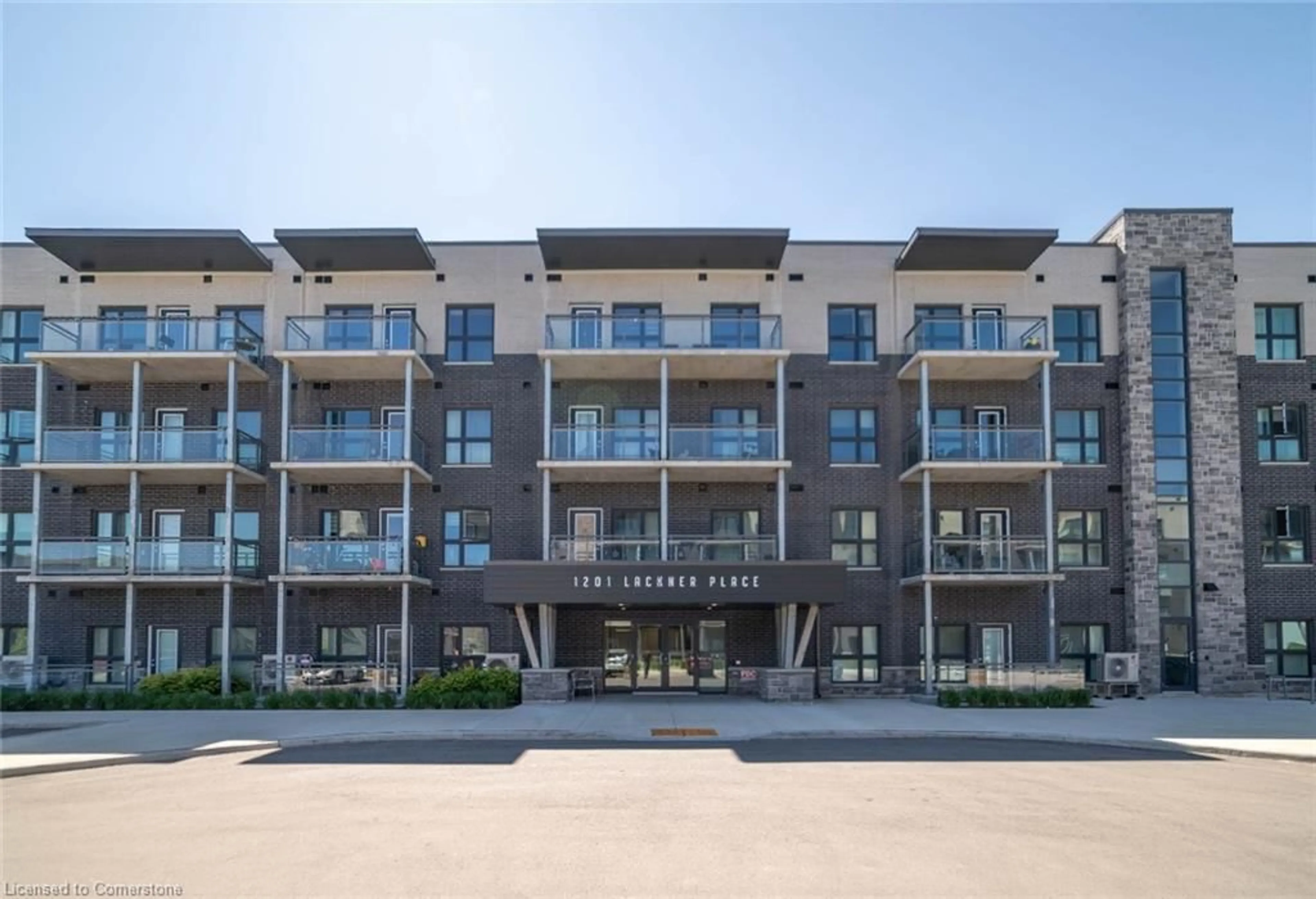 Patio, building for 1201 Lackner Pl #102, Kitchener Ontario N2A 0L4