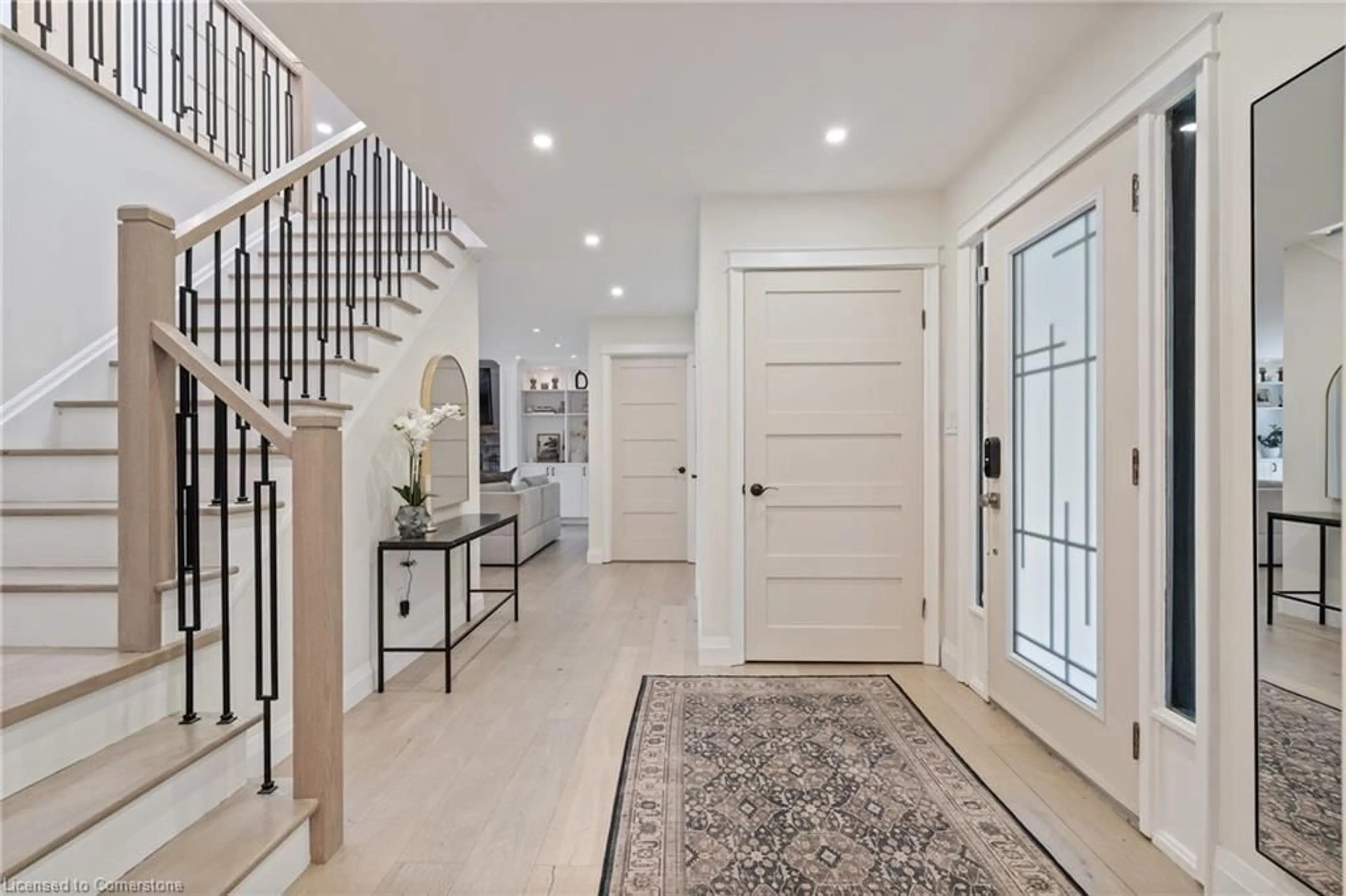Indoor entryway for 7 Carl Cres, Waterdown Ontario L0R 2H4