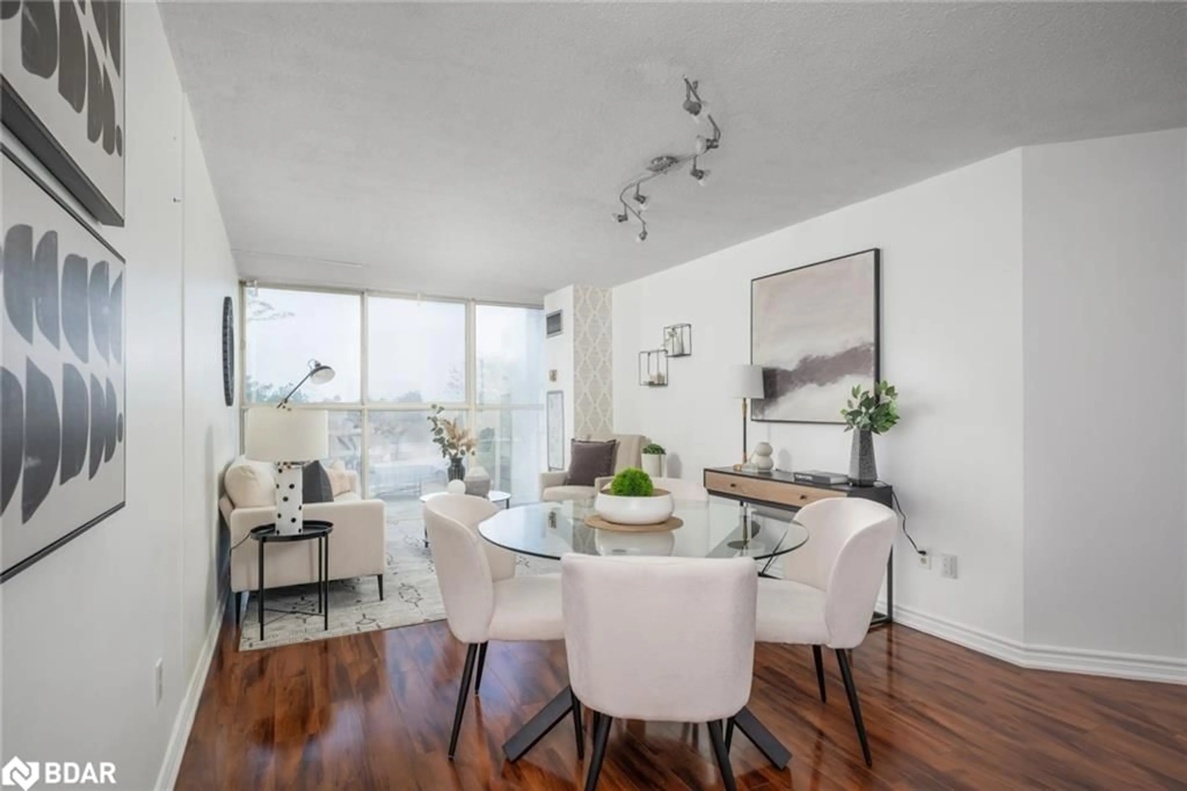 Dining room, wood/laminate floor for 4205 Shipp Dr, Mississauga Ontario L4Z 2Y9