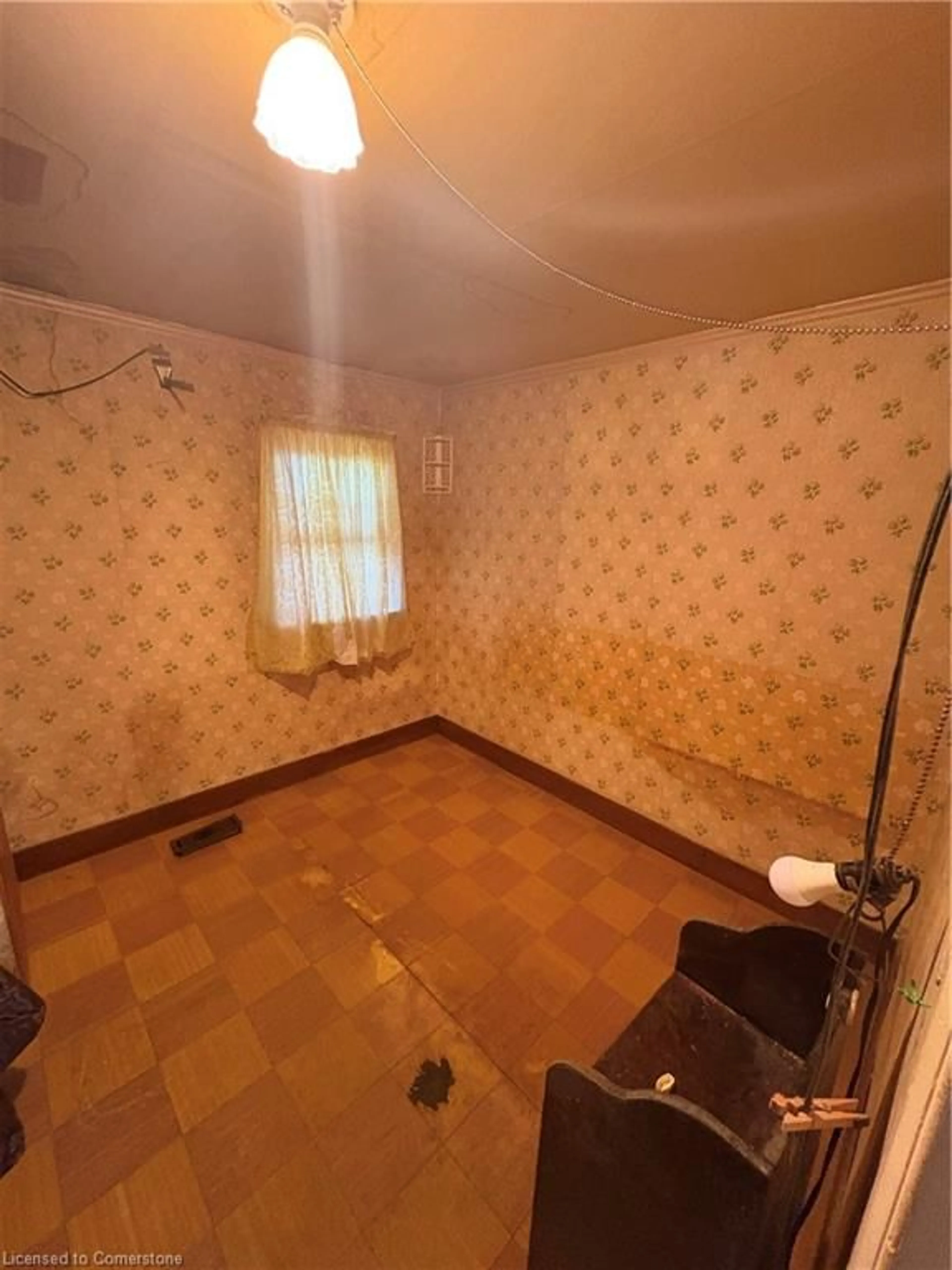 A pic of a room for 740 Inkerman St, Listowel Ontario N4W 2P2