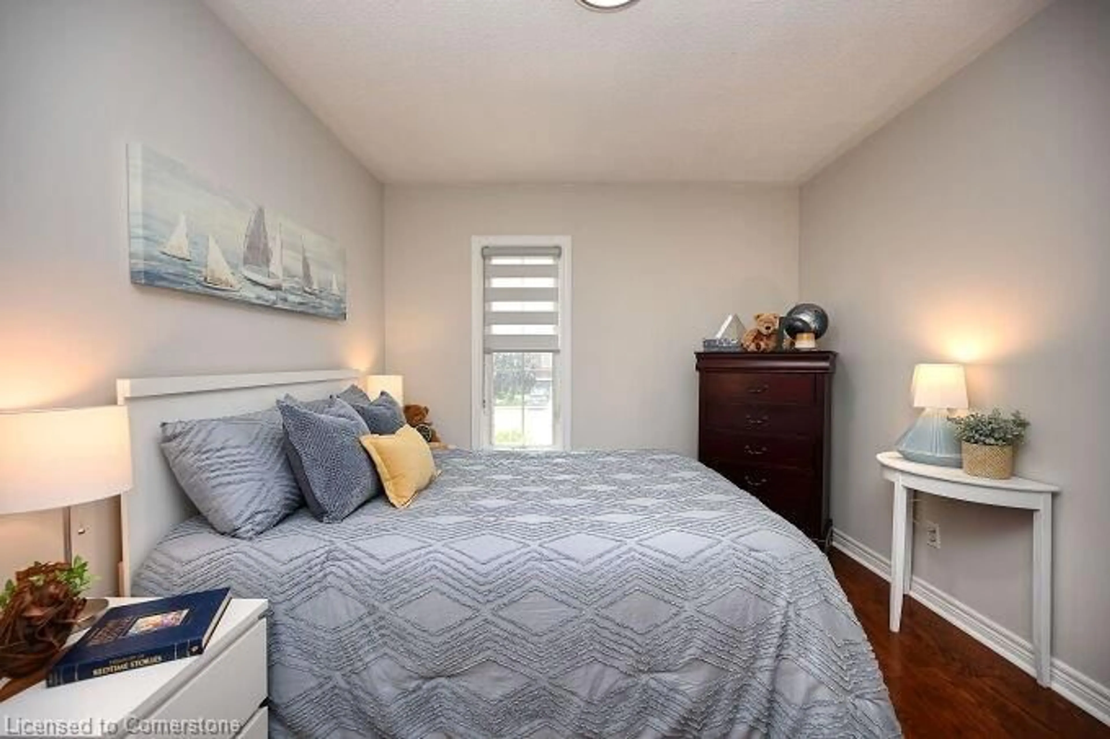 Bedroom with bed, unknown for 7019 Graydon Crt, Mississauga Ontario L5N 7H4