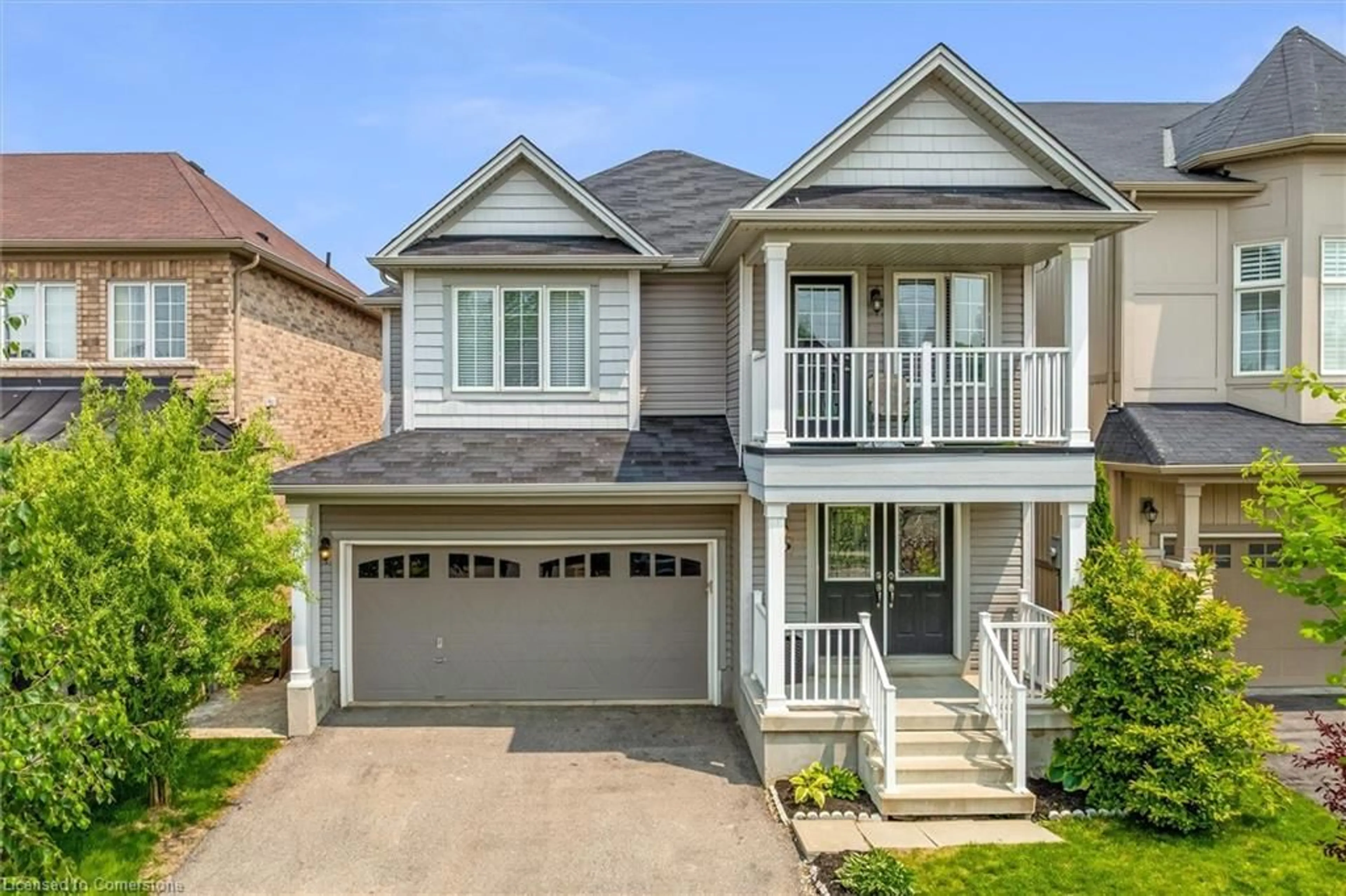 Home with vinyl exterior material, street for 234 Voyager Pass, Binbrook Ontario L0R 1C0