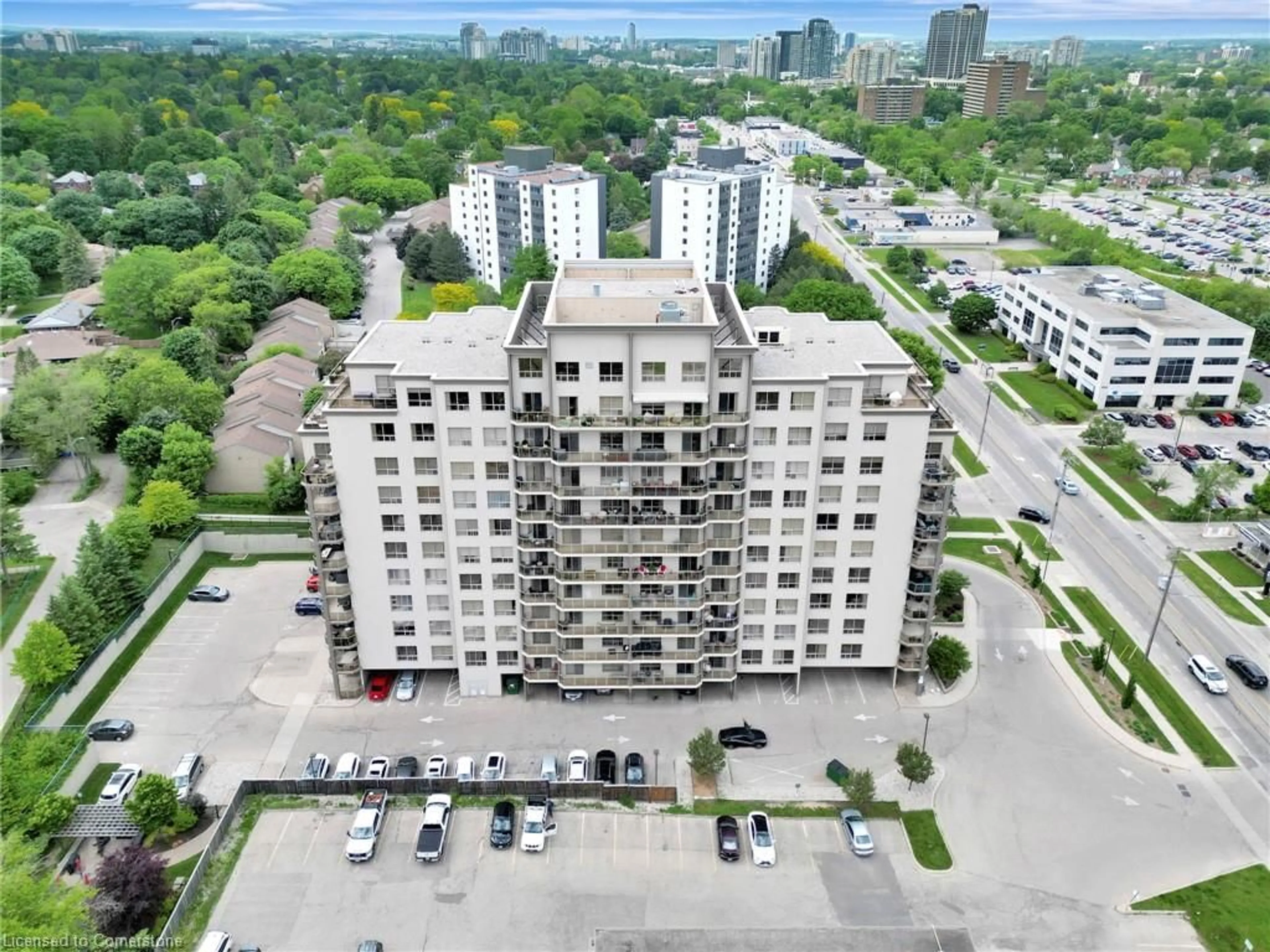 A pic from outside/outdoor area/front of a property/back of a property/a pic from drone, city buildings view from balcony for 539 Belmont Ave #906, Kitchener Ontario N2M 0A2