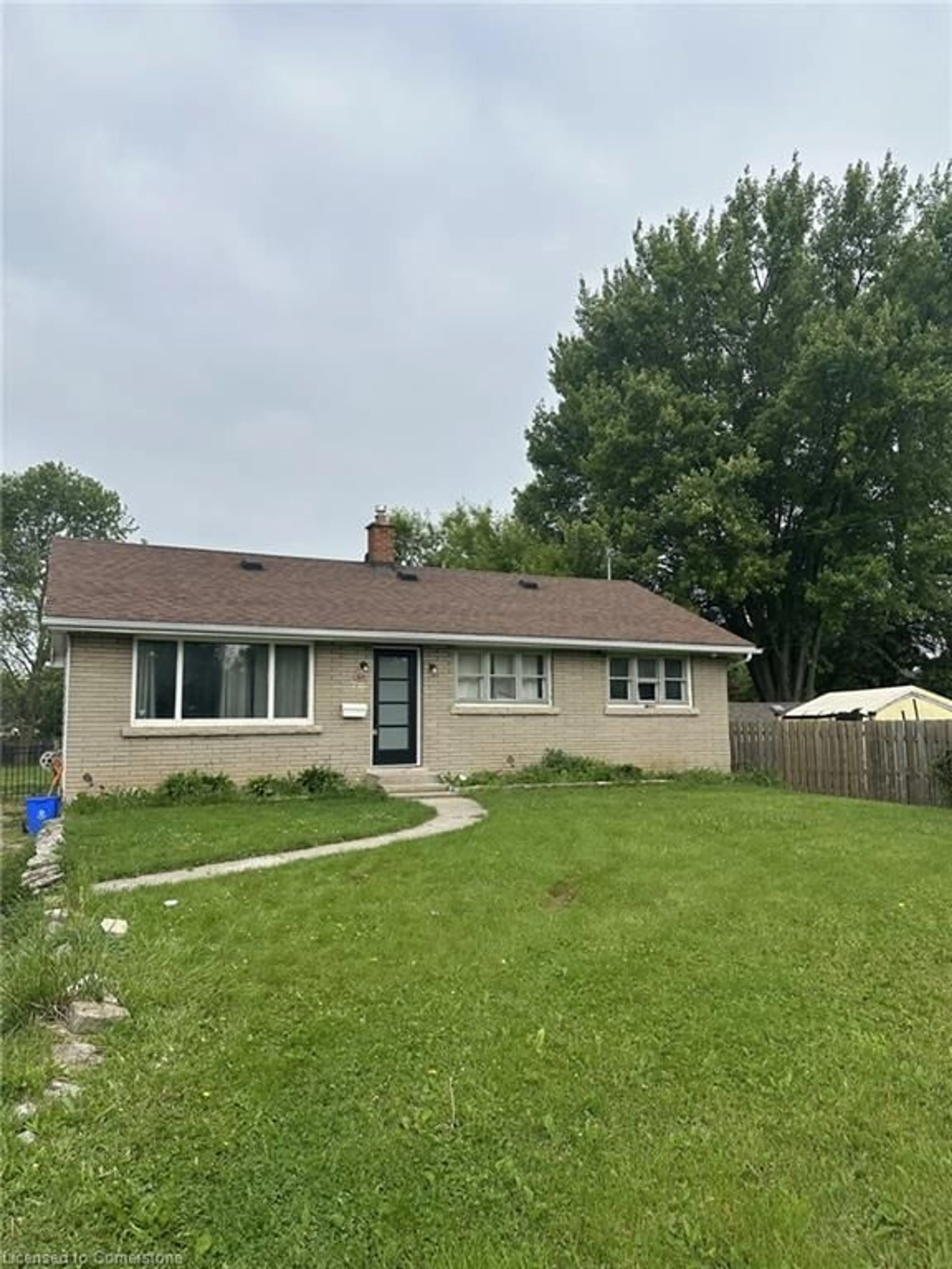 Home with brick exterior material, street for 163 Rice Rd, Welland Ontario L3C 2V7