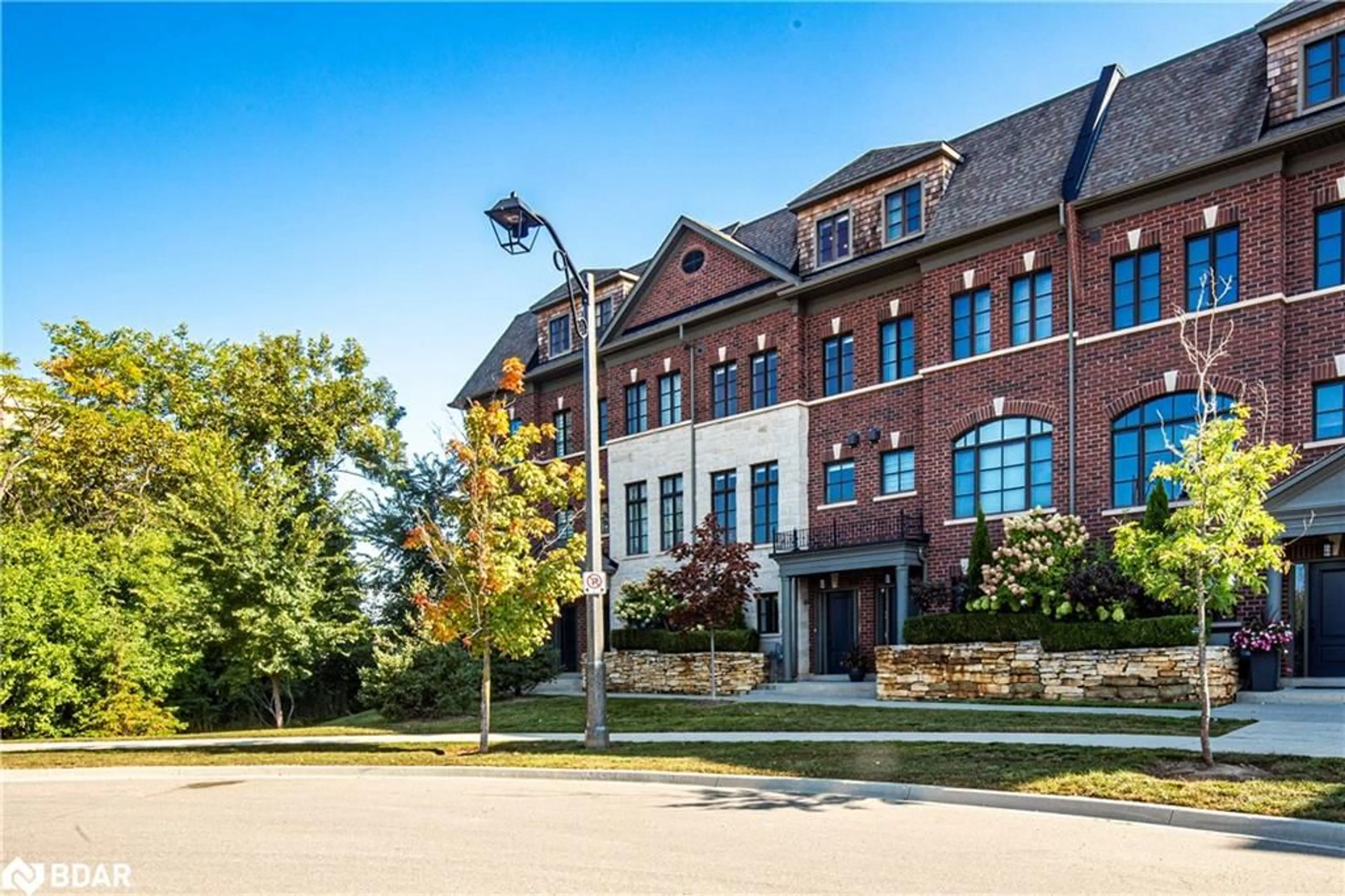 Home with brick exterior material, unknown for 2189 Lillykin St, Oakville Ontario L6H 7H2