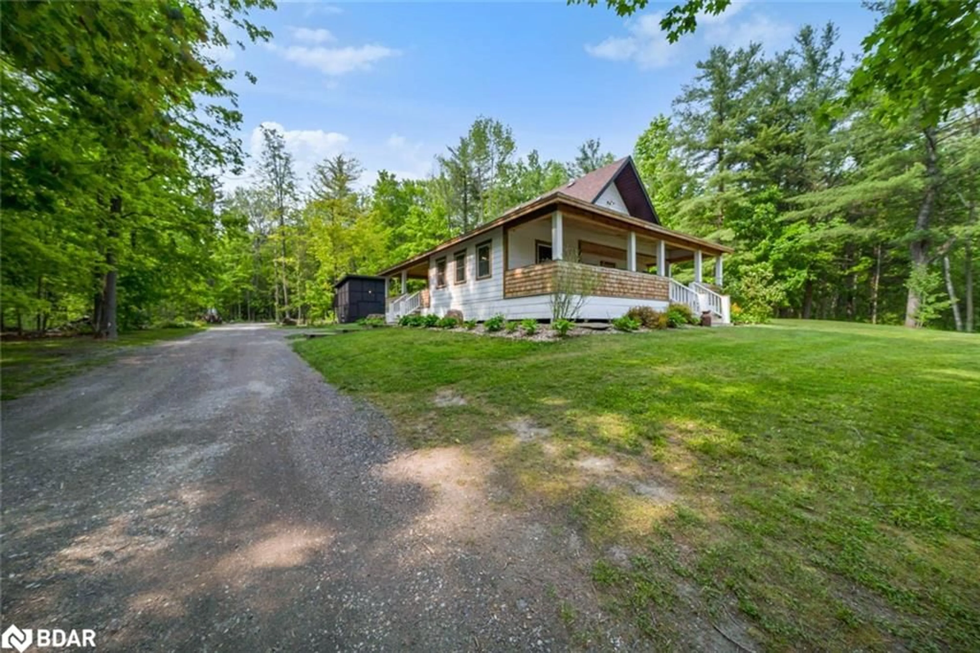 A pic from outside/outdoor area/front of a property/back of a property/a pic from drone, unknown for 2352 Mcdonald Rd, Elmvale Ontario L0L 1P0