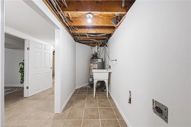 Additional property image - 4 Manning Crt