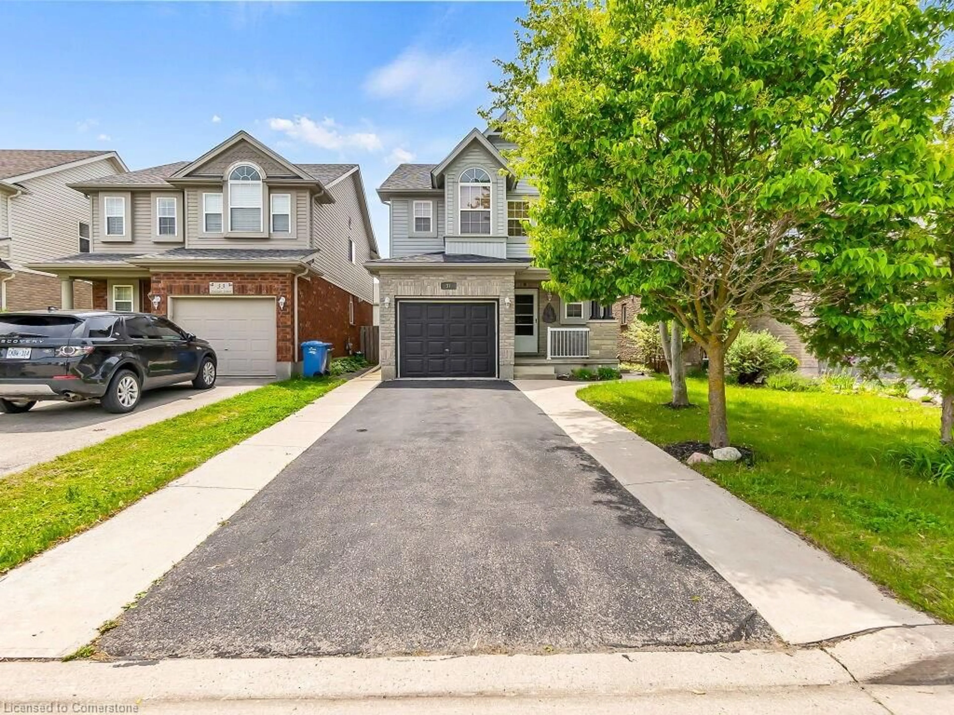 Home with brick exterior material, street for 31 Sinclair St, Guelph Ontario N1L 1R6