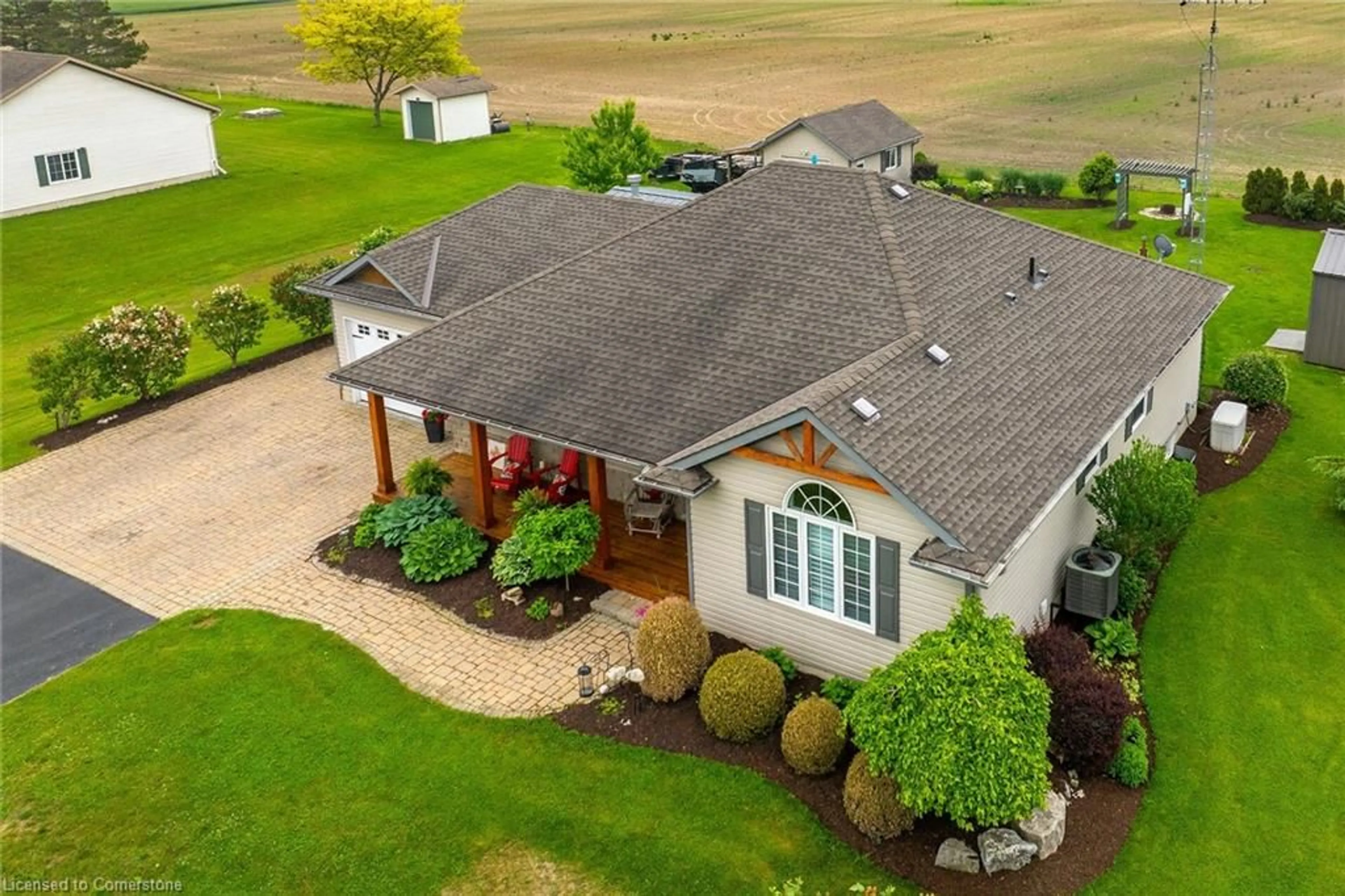 A pic from outside/outdoor area/front of a property/back of a property/a pic from drone, water/lake/river/ocean view for 7178 Rainham Rd, Dunnville Ontario N1A 2W8