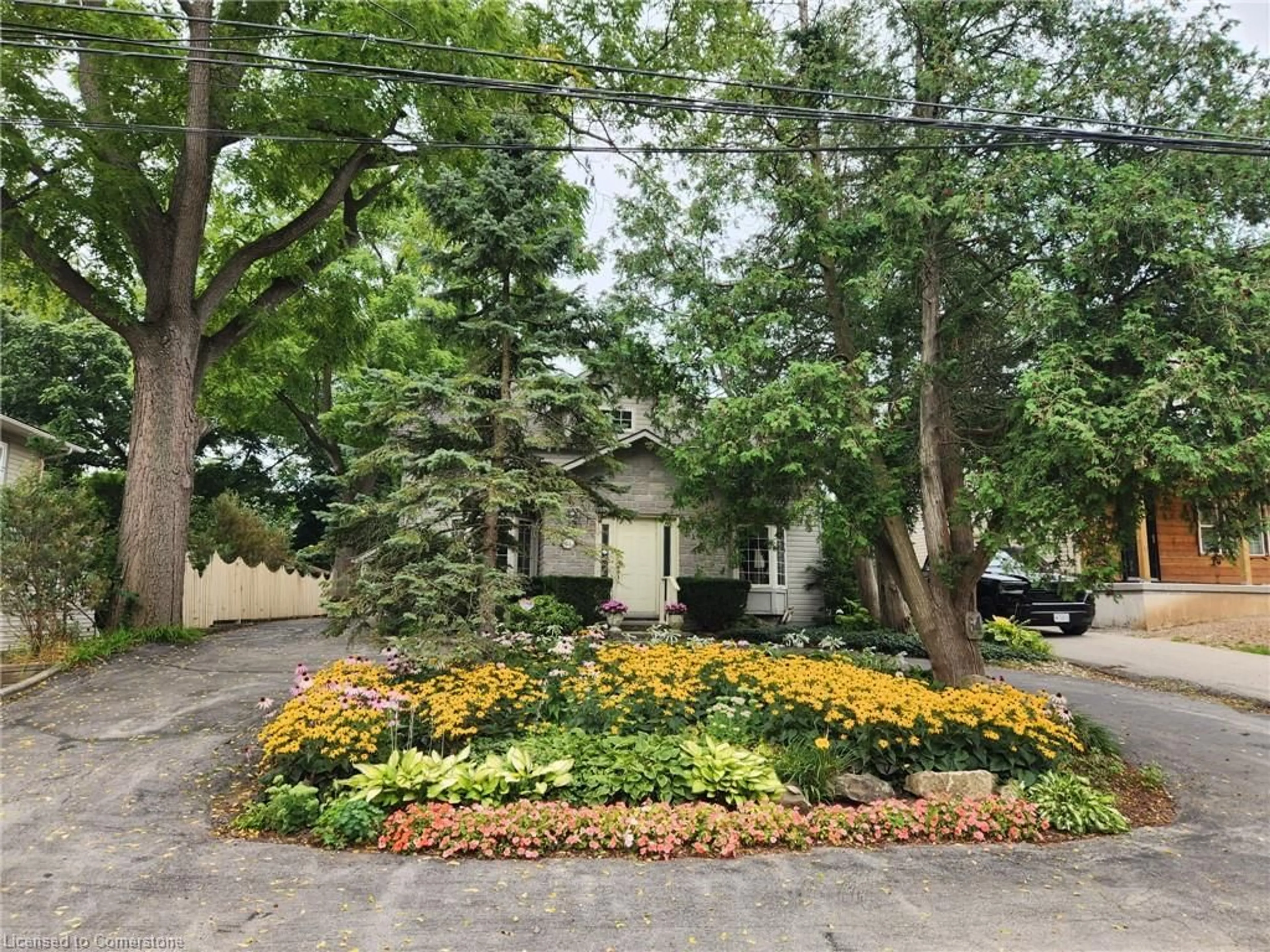 Unknown for 64 Academy St, Ancaster Ontario L9G 2Y1