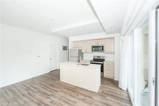Additional property image - 16 Markle Cres Unit 209
