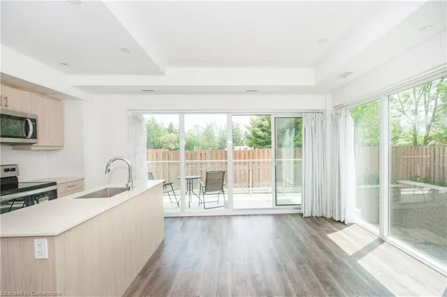 Additional property image - 16 Markle Cres Unit 209