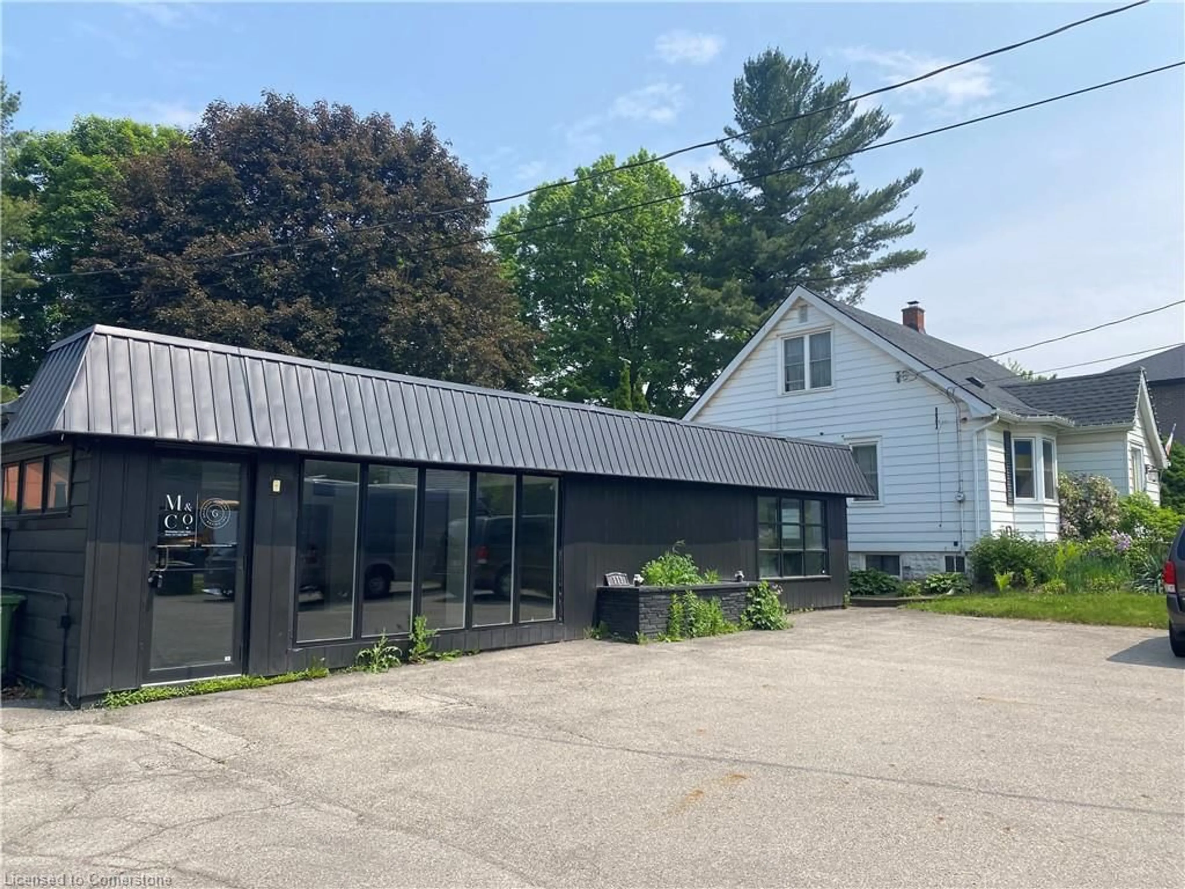 Unknown for 111-115 Fiddlers Green Rd, Ancaster Ontario L9G 4V5