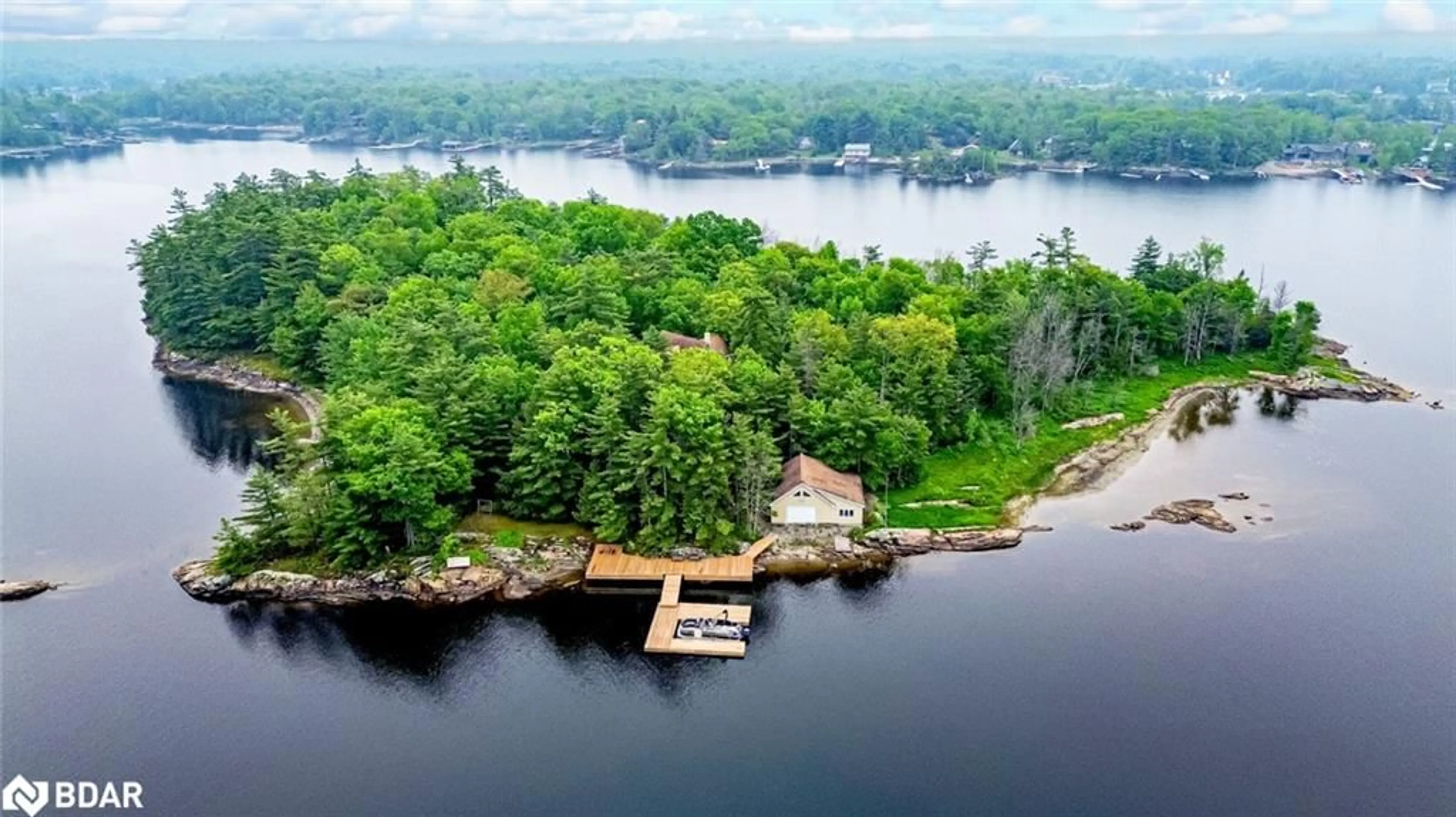 A pic from outside/outdoor area/front of a property/back of a property/a pic from drone, water/lake/river/ocean view for 2 Is 880 Georgian Bay, Georgian Bay Ontario L0K 1S0