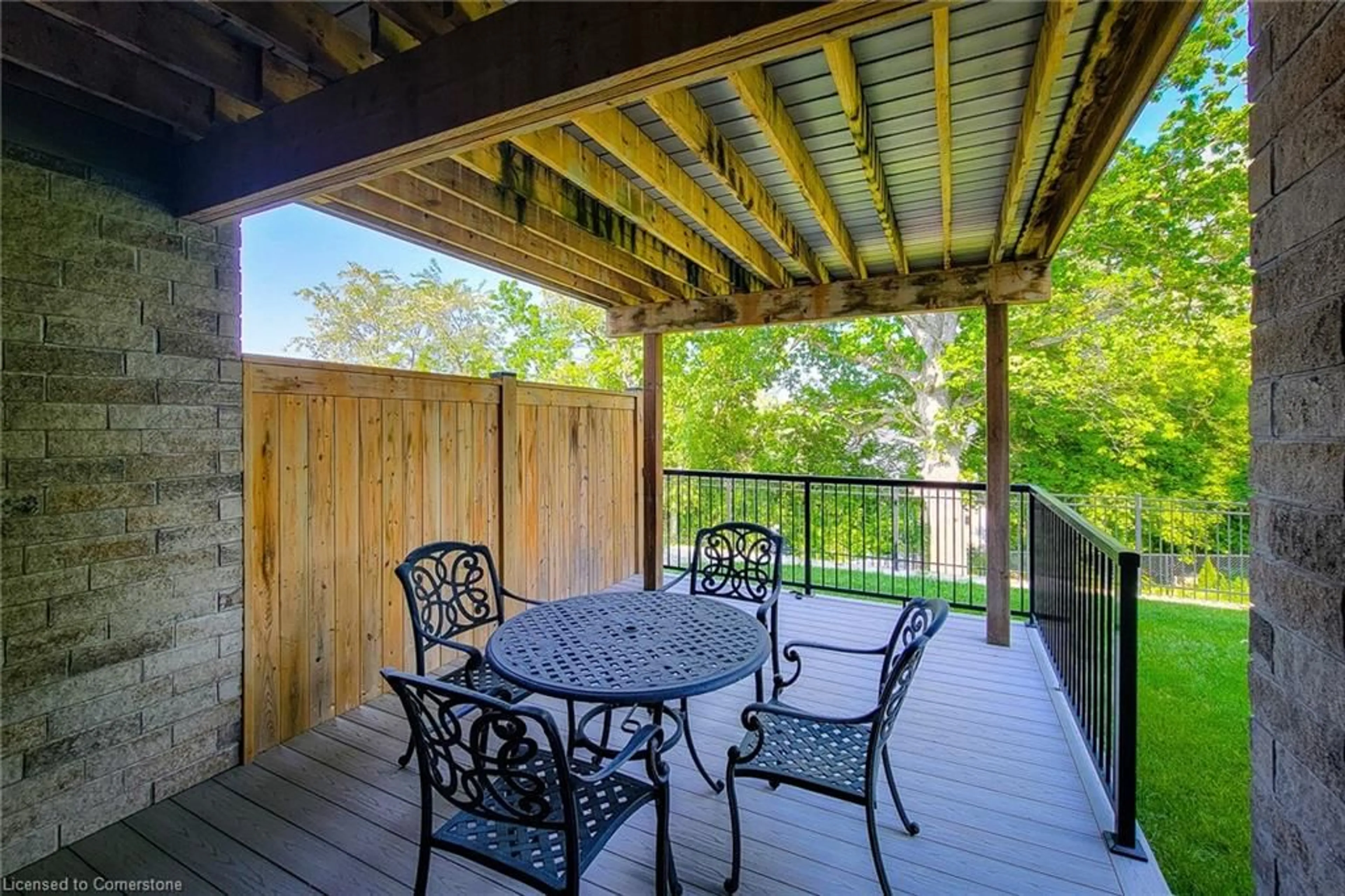 Patio, water/lake/river/ocean view for 32 Ridgeview Cres #14, St. Davids Ontario L0S 1J1
