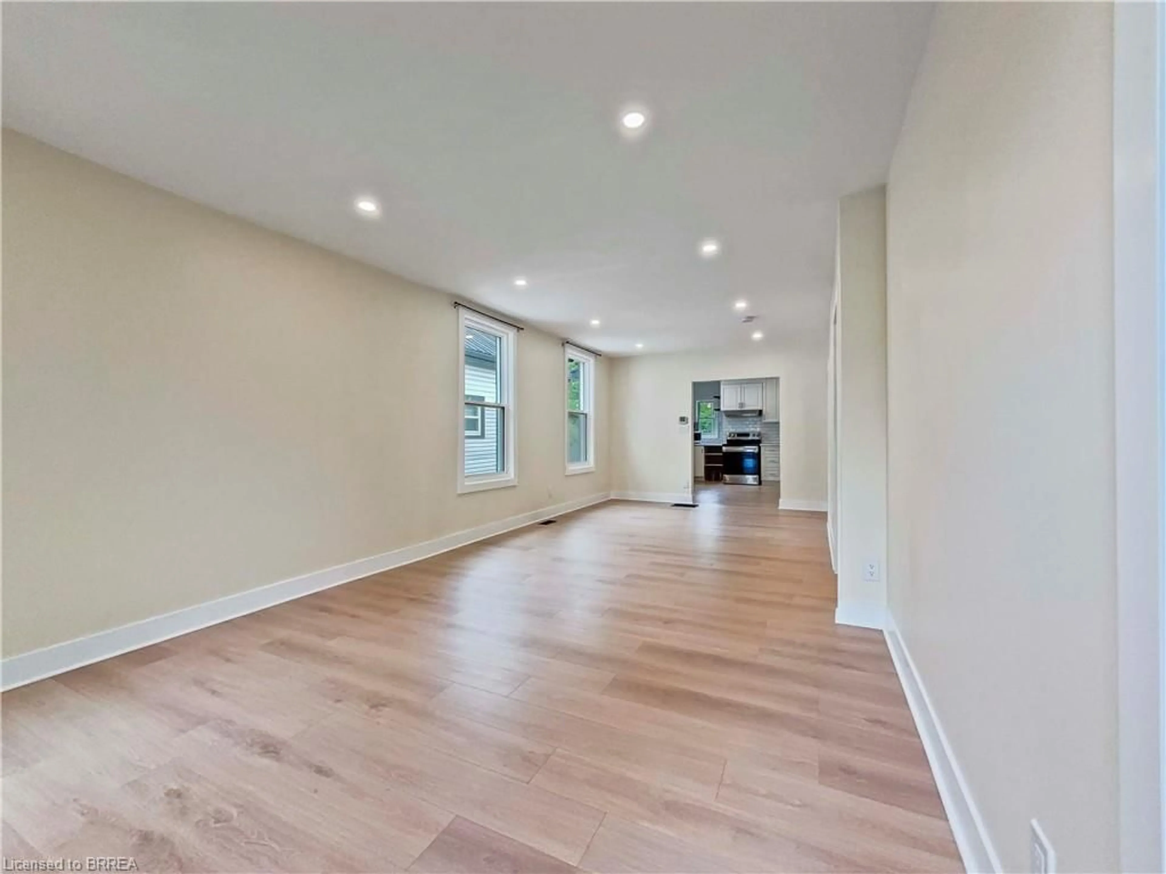 A pic of a room for 164 Nelson St, Brantford Ontario N3S 4B6