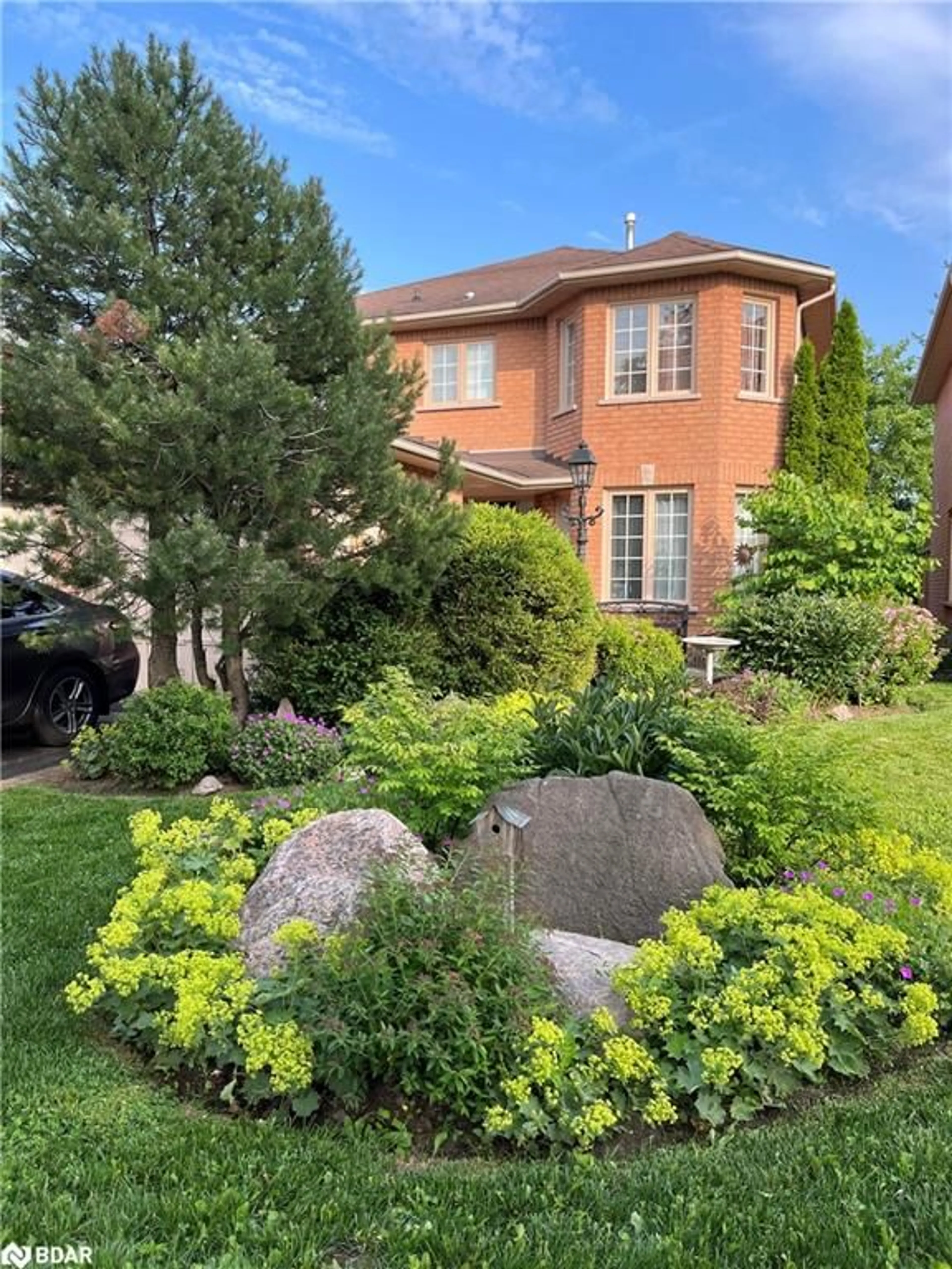 Home with brick exterior material, street for 47 Finlay Rd, Barrie Ontario L4N 7T7