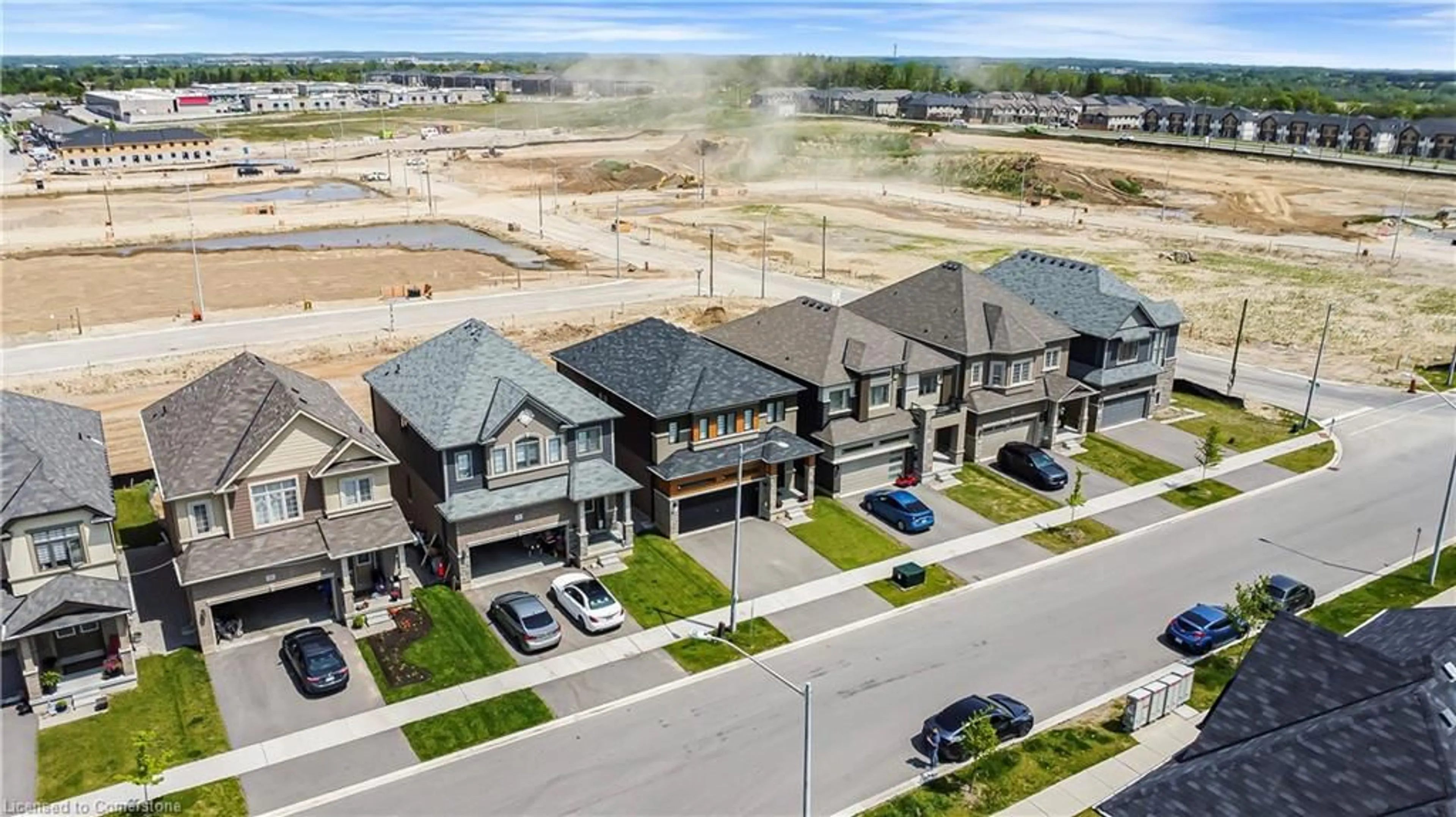 A pic from outside/outdoor area/front of a property/back of a property/a pic from drone, street for 16 Scenic Ridge Gate, Bradford Ontario N3L 0K4