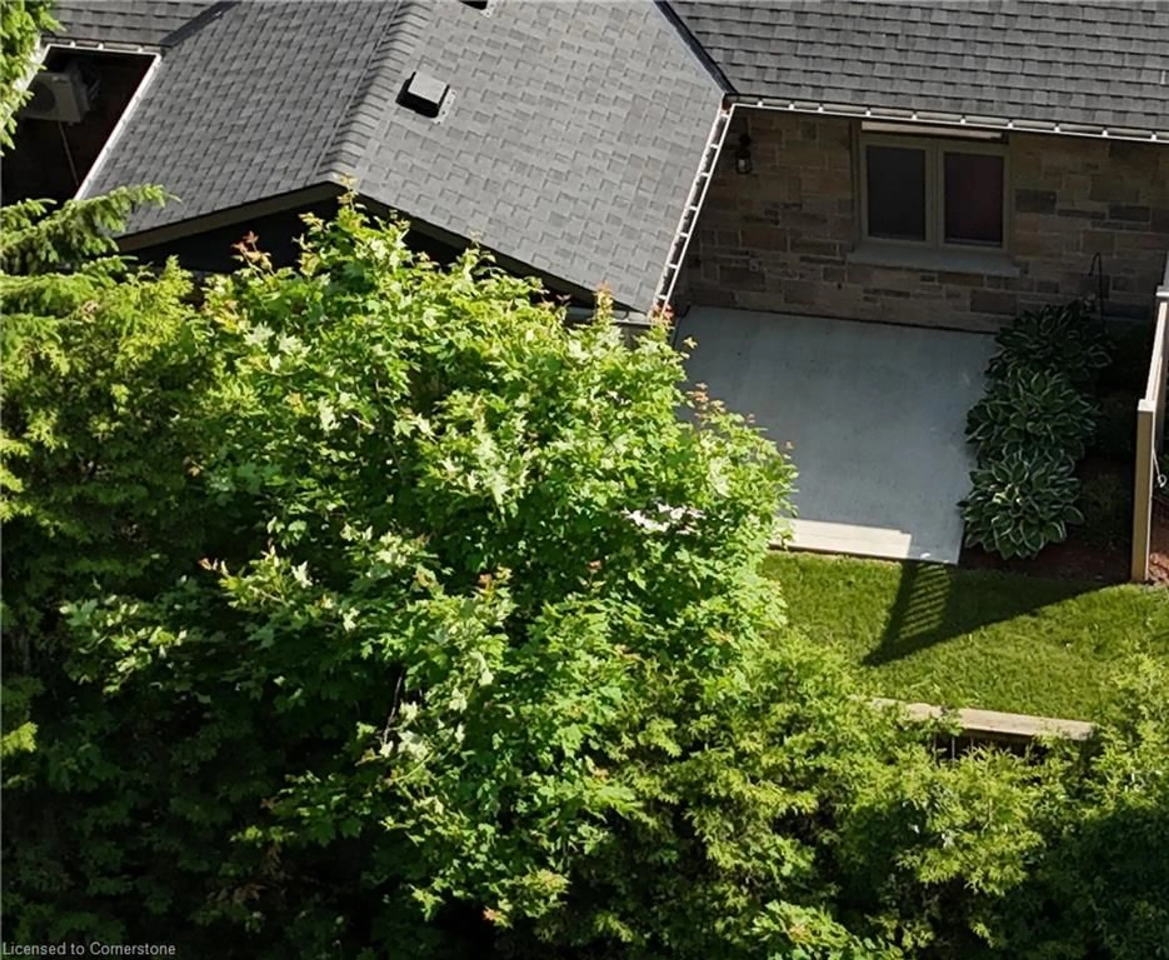A pic from outside/outdoor area/front of a property/back of a property/a pic from drone, unknown for 375 Mitchell Rd #71, Listowel Ontario N4W 0H4