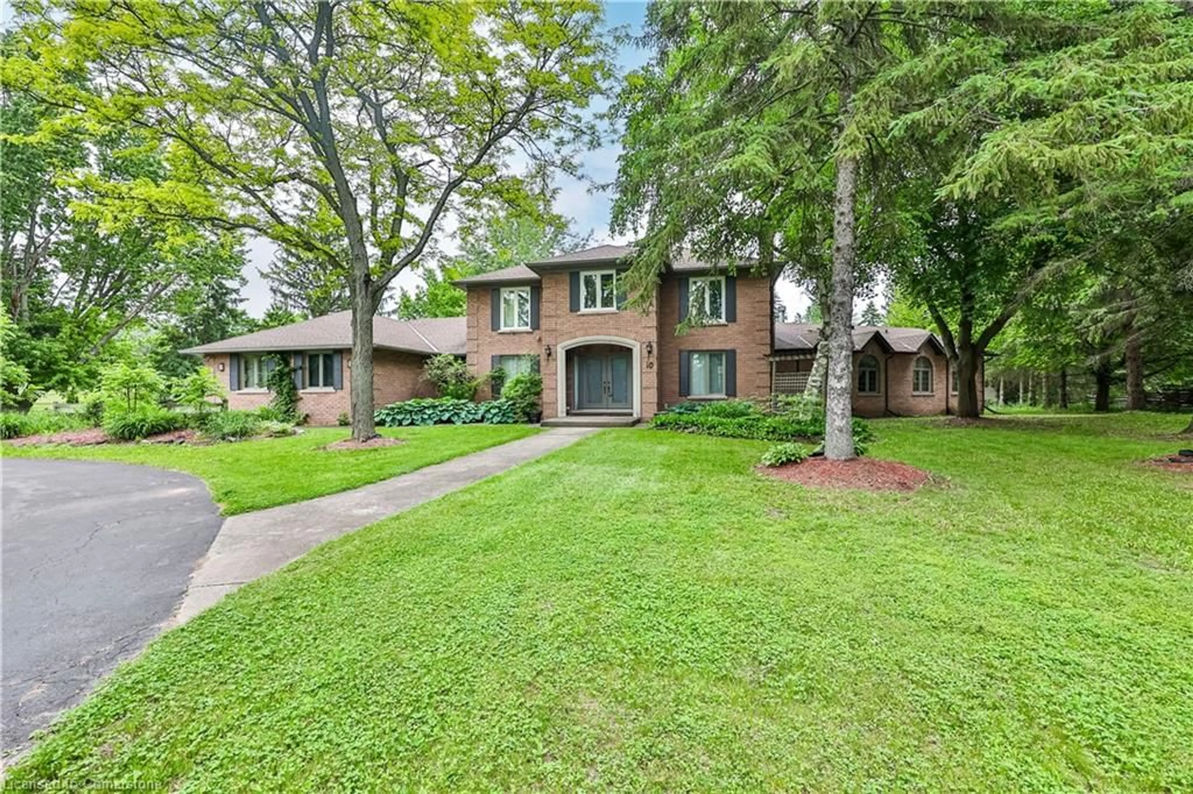 Home with brick exterior material, street for 10 Karendale Cres, Freelton Ontario L0R 1K0