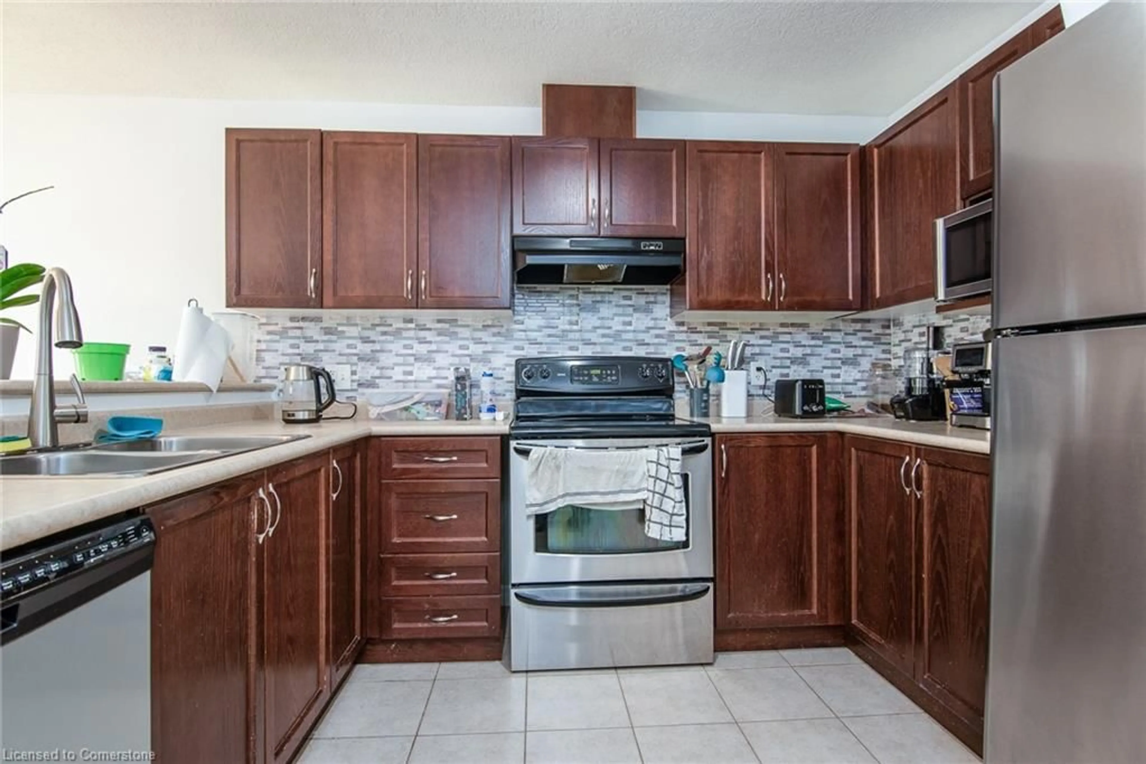 Standard kitchen, ceramic/tile floor for 535 Windflower Cres #51, Kitchener Ontario N2E 4L7