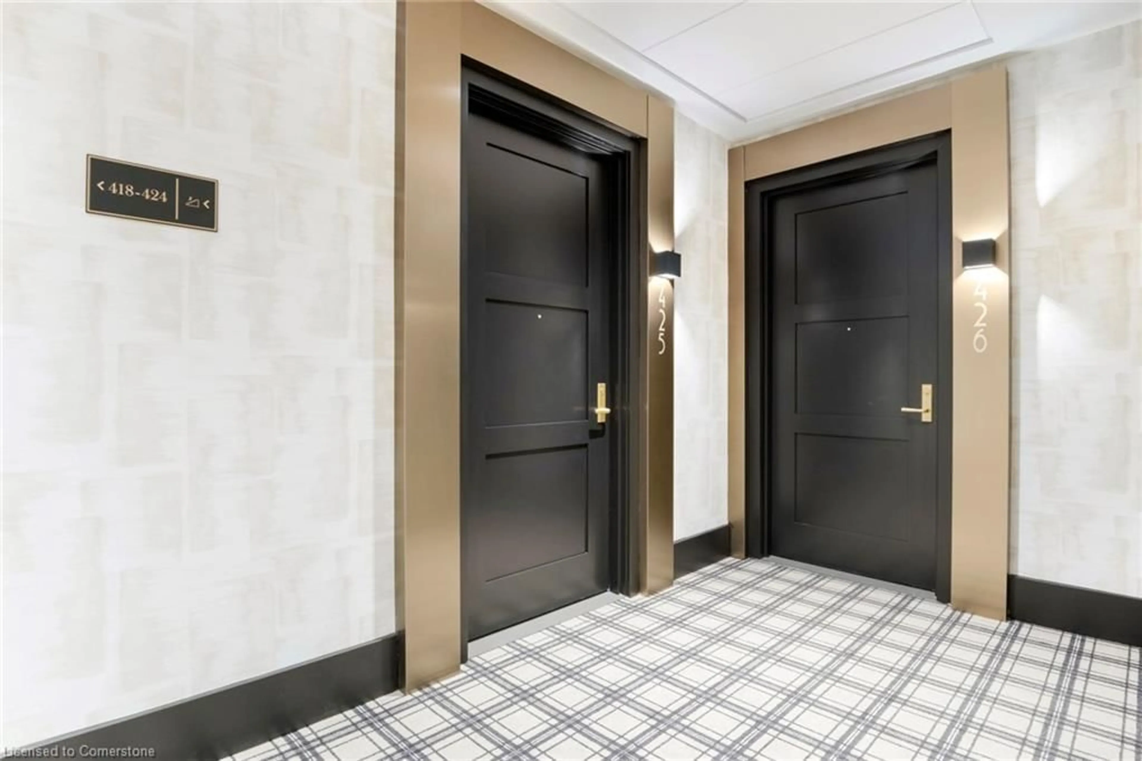 Indoor foyer for 6523 Wellington Road 7 #425, Elora Ontario N0B 1S0