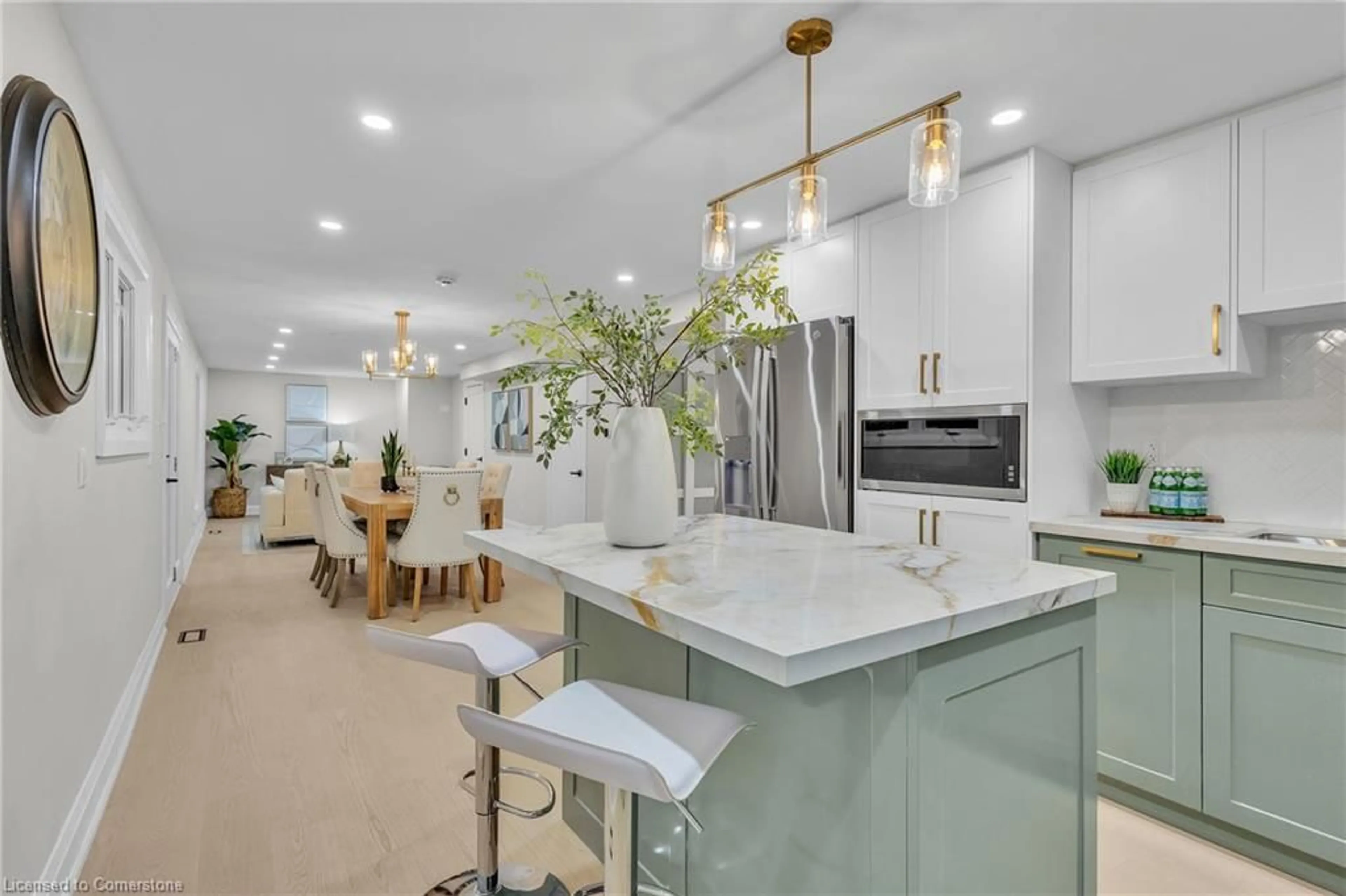 Open concept kitchen, ceramic/tile floor for 370 Ironwood Rd, Guelph Ontario N1G 3N8