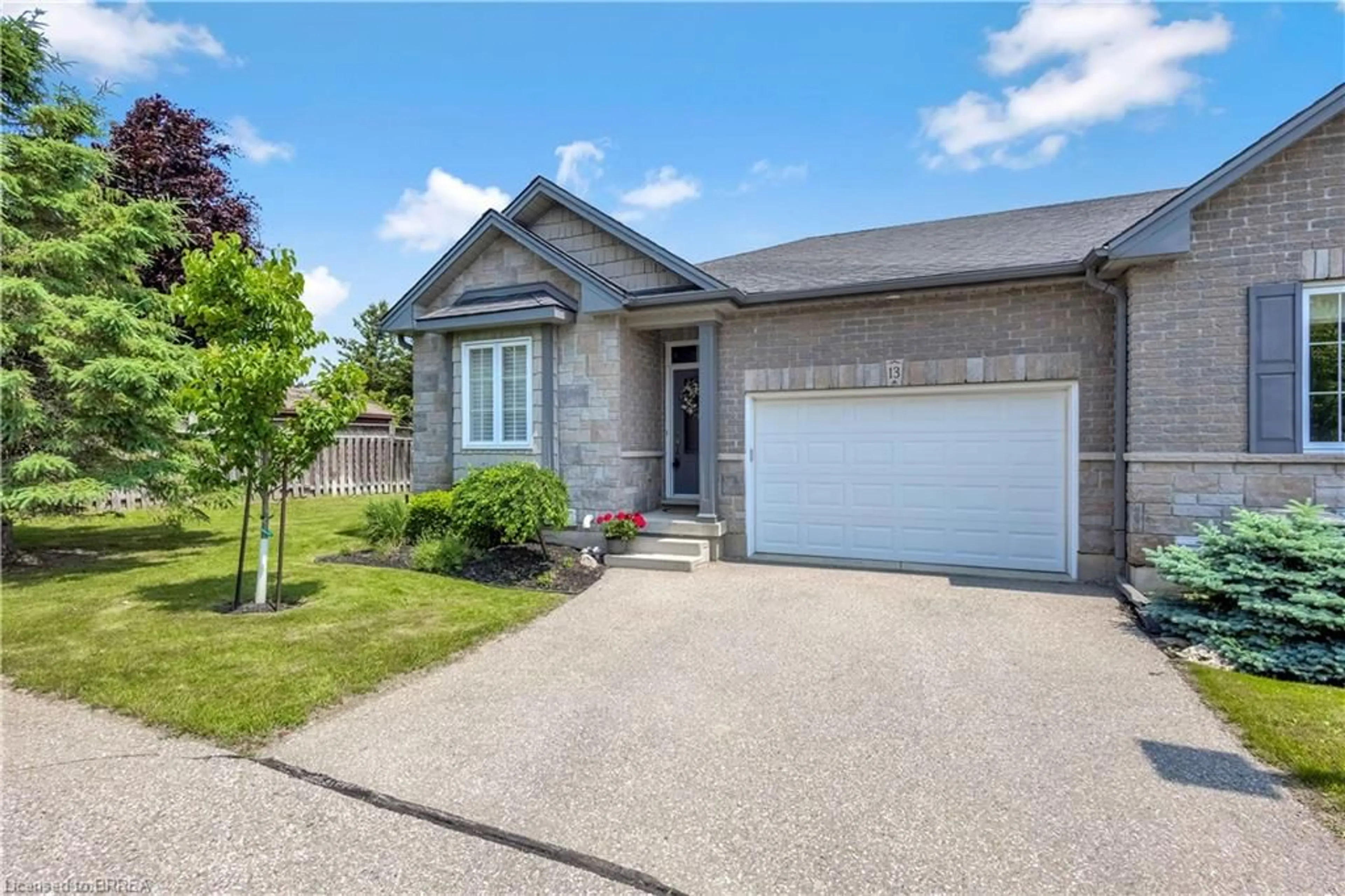 Unknown for 244 Dundas St #13, Paris Ontario N3L 0B4