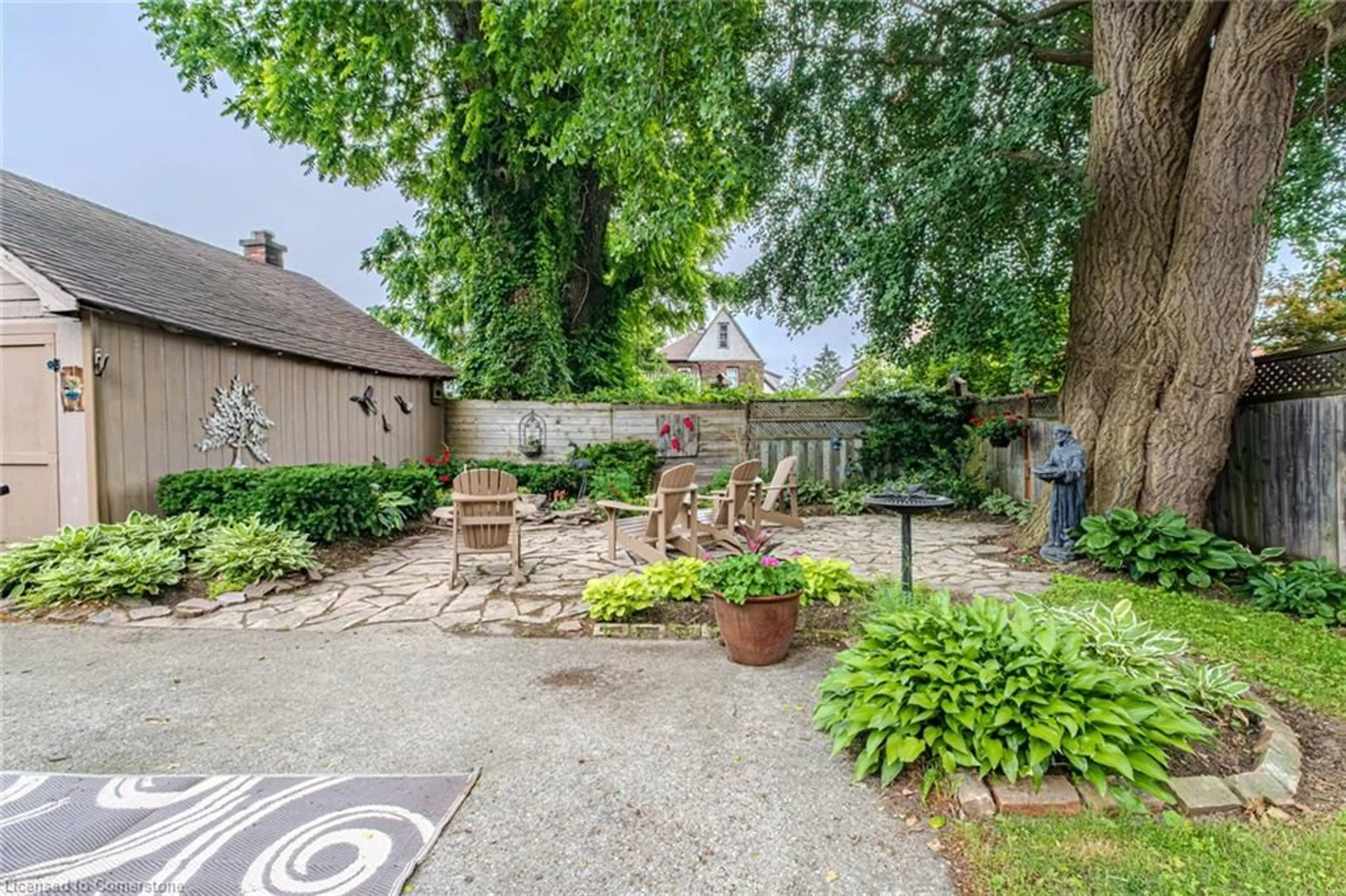 Patio, street for 109 Talbot St, Simcoe Ontario N3Y 3W6