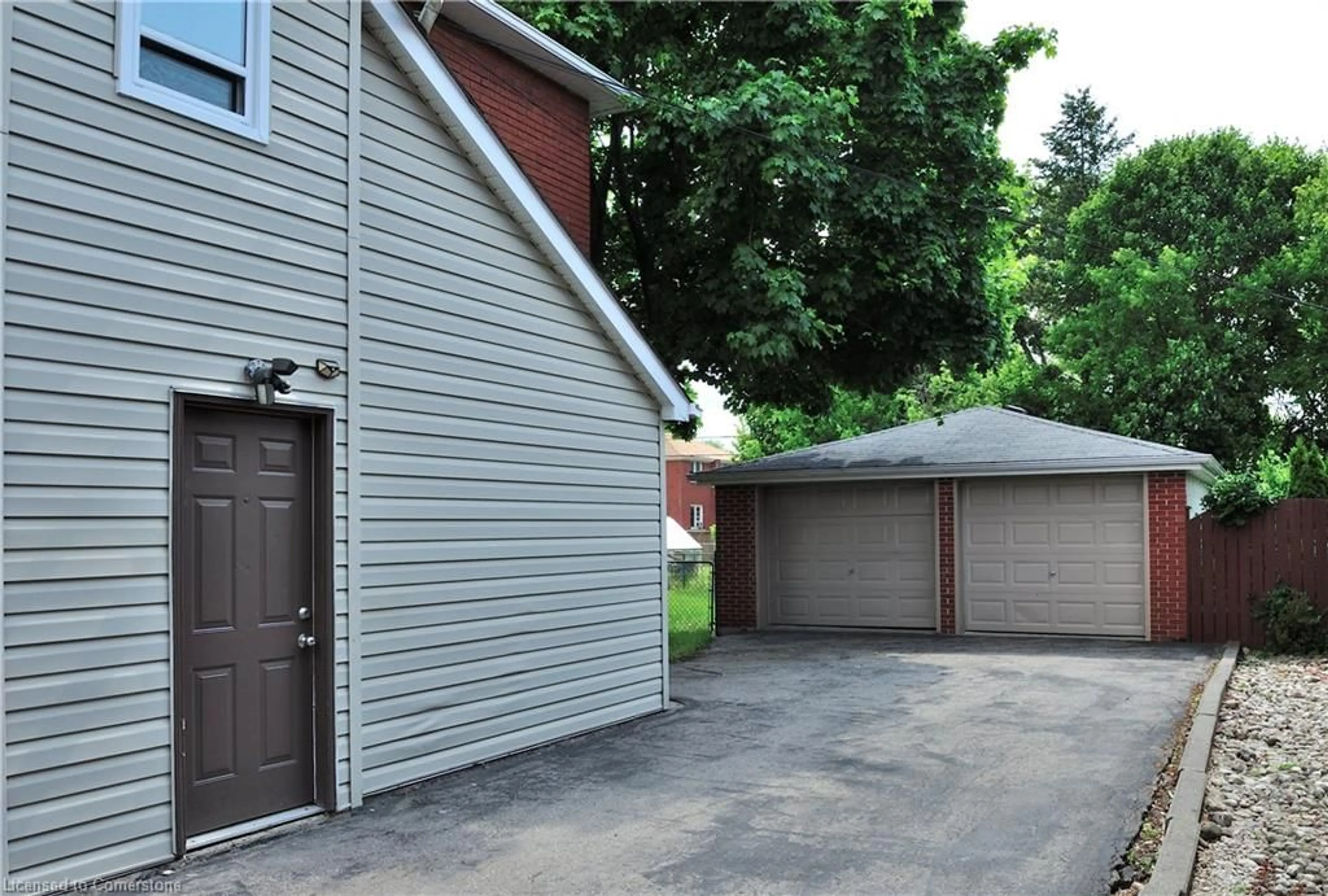 Unknown for 171 8 Ave, Kitchener Ontario N2C 1S5