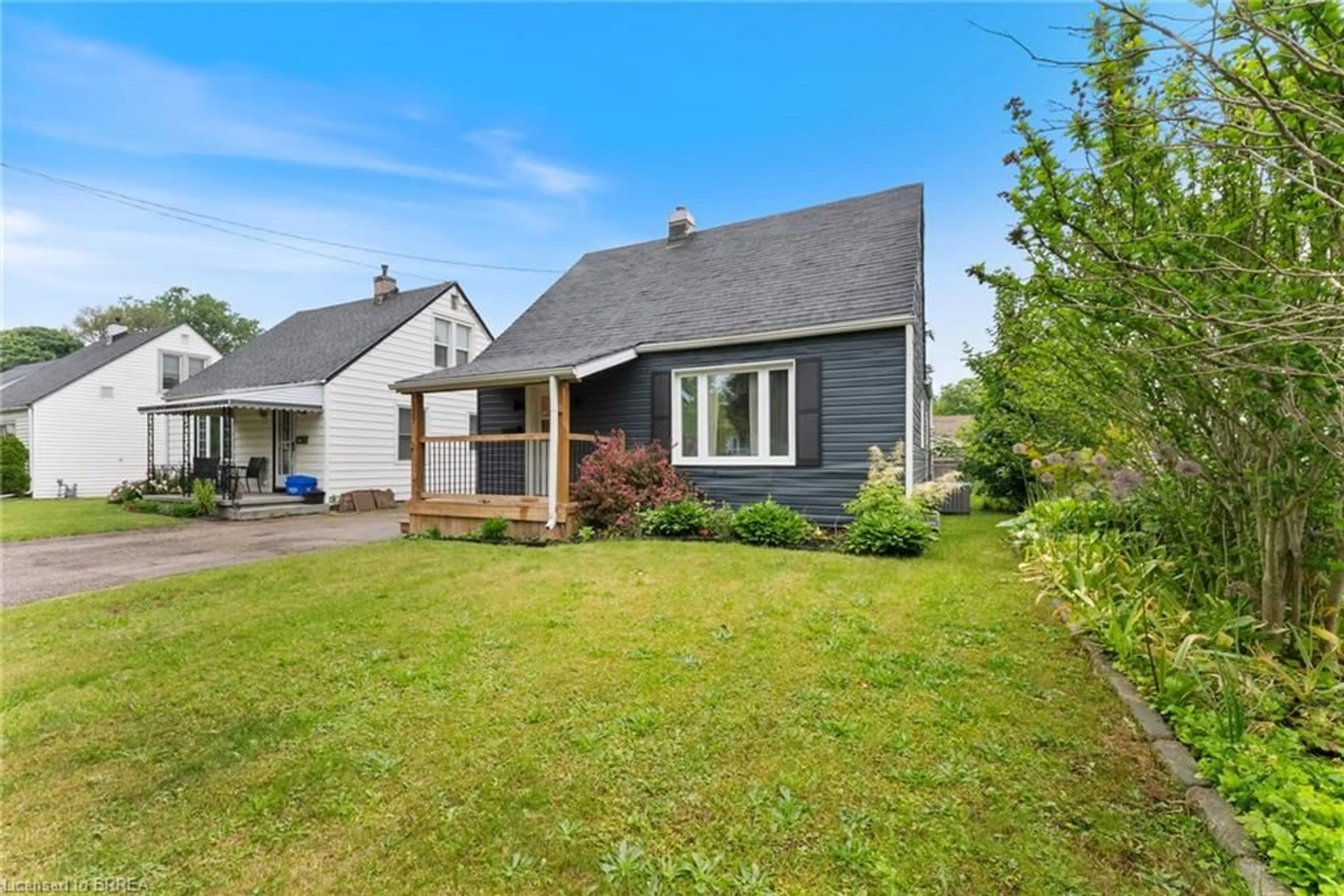 Unknown for 127 Wilkes St, Brantford Ontario N3T 4W4
