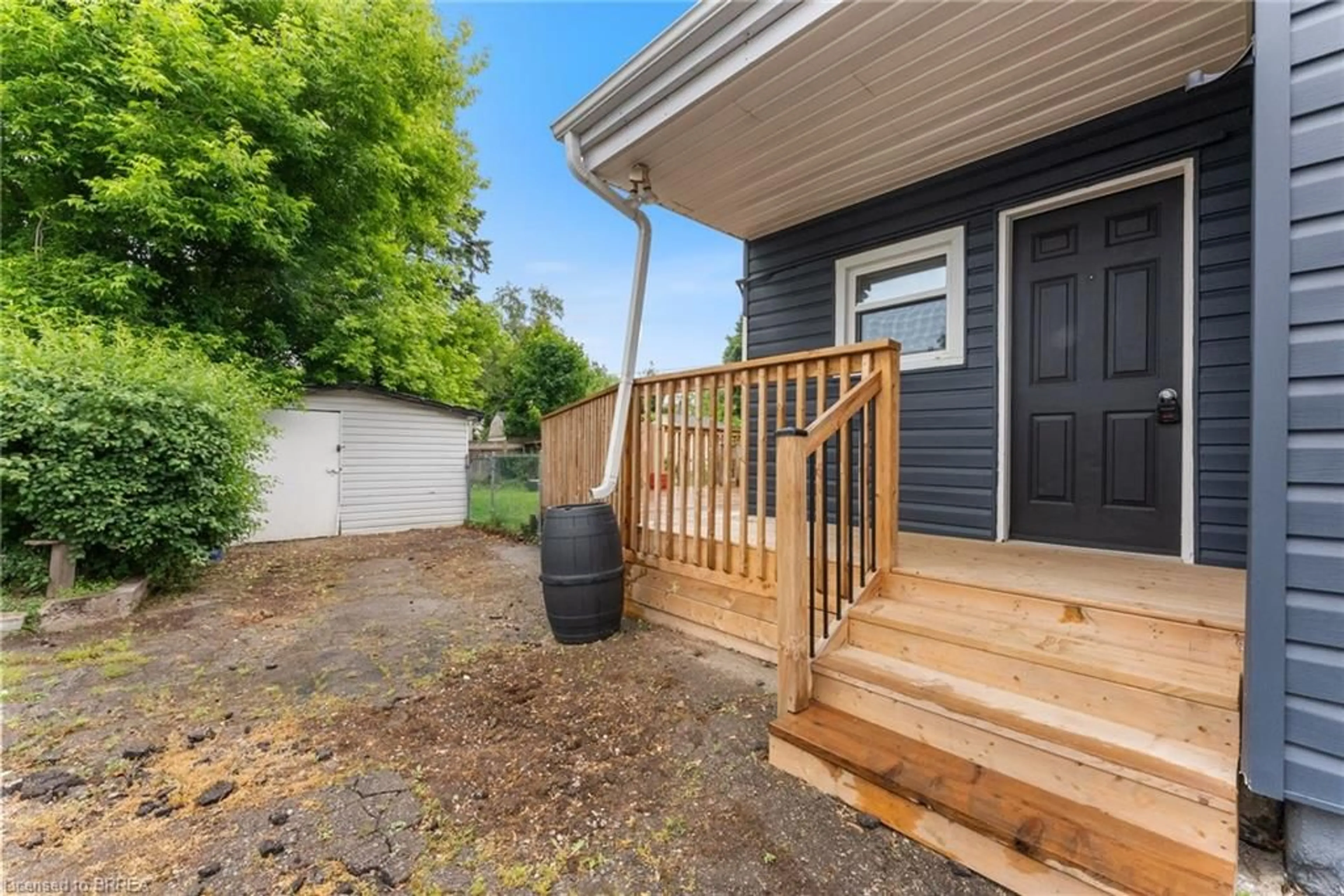 Unknown for 127 Wilkes St, Brantford Ontario N3T 4W4