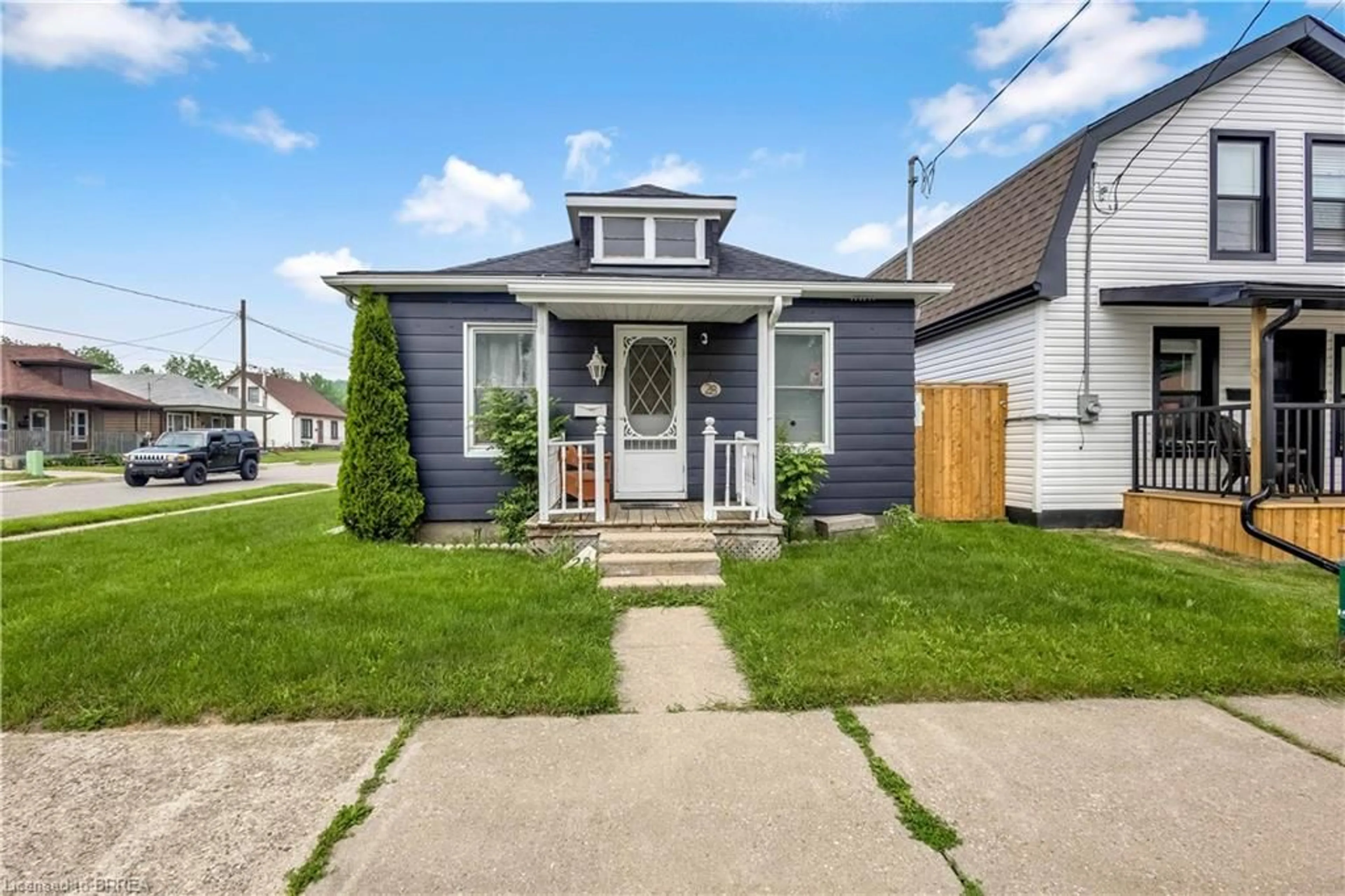 Unknown for 28 Curtis St, Brantford Ontario N3S 5C1