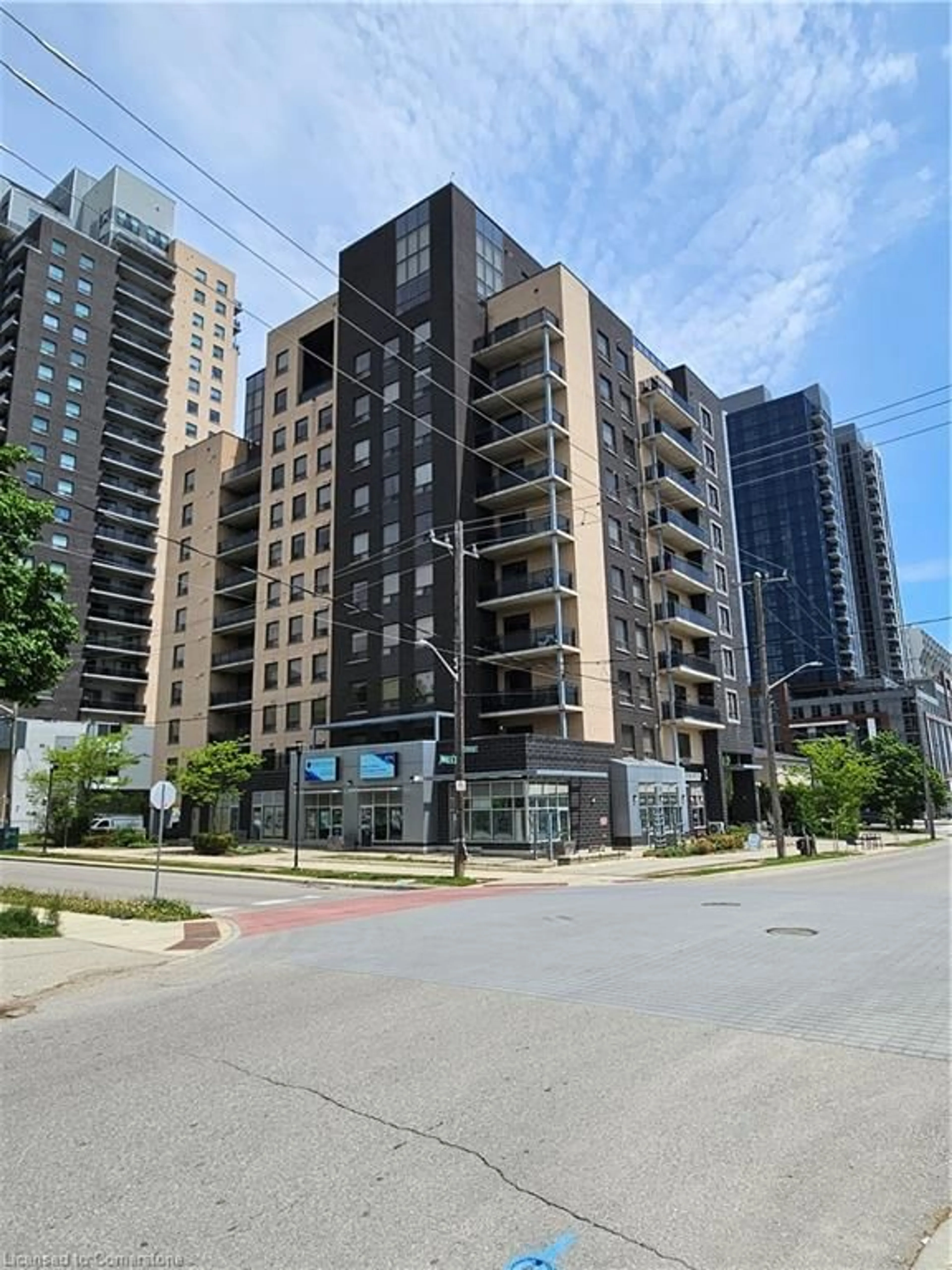 Unknown for 8 Hickory St #401, Waterloo Ontario N2L 3H6